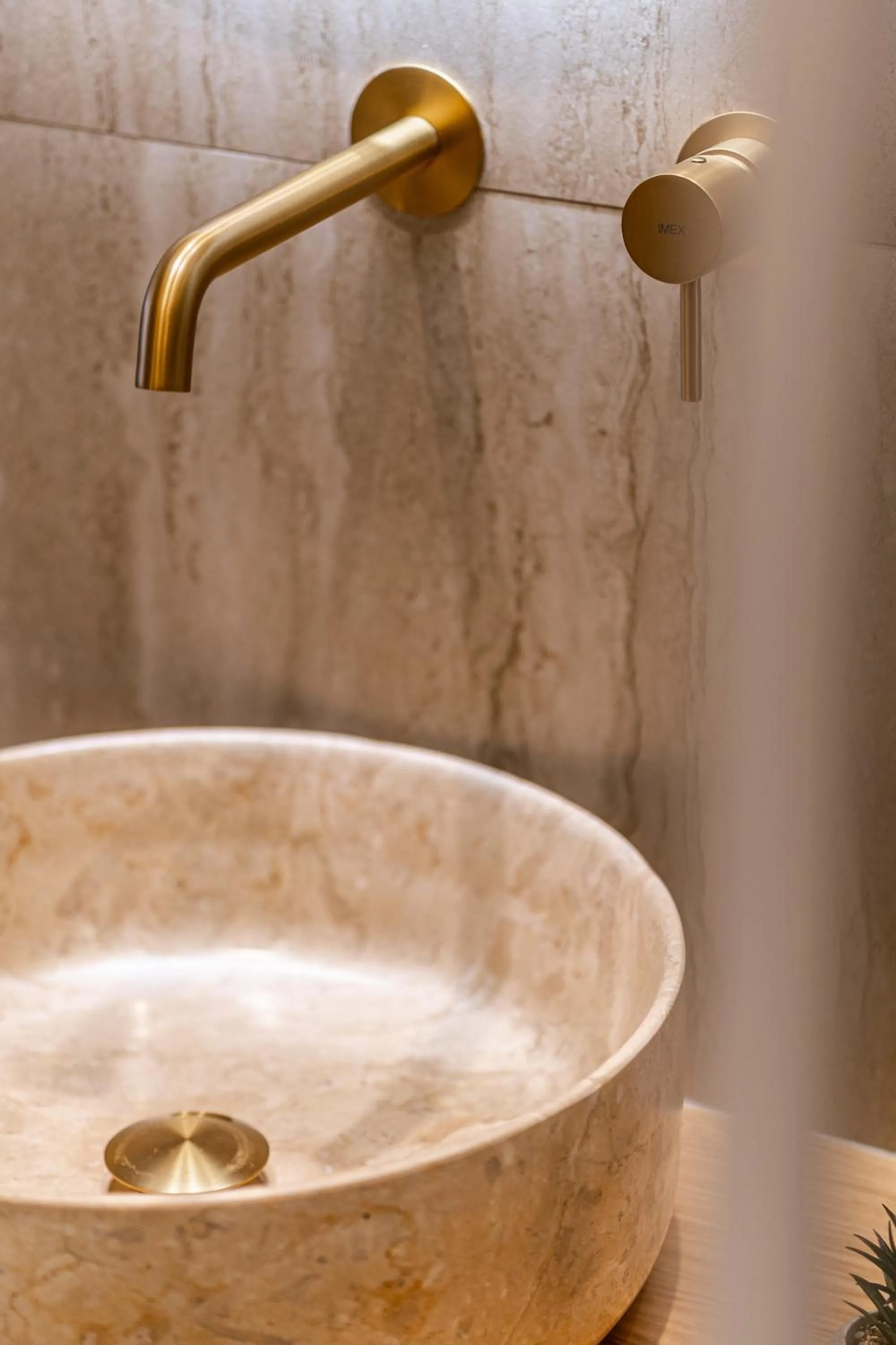 Bathroom in Lithinon Luxury Suites with Free Parking