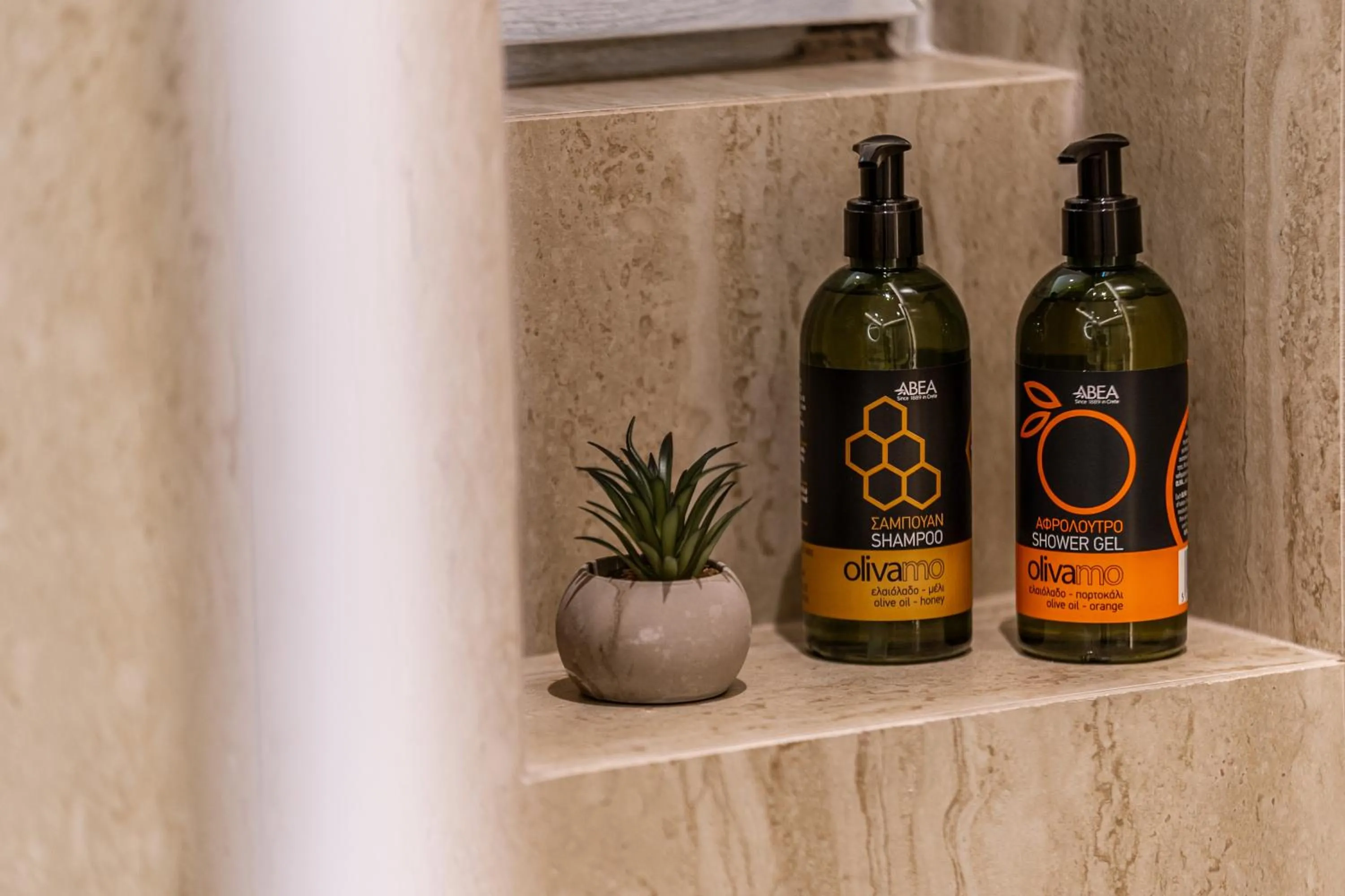 Bathroom in Lithinon Luxury Suites with Free Parking