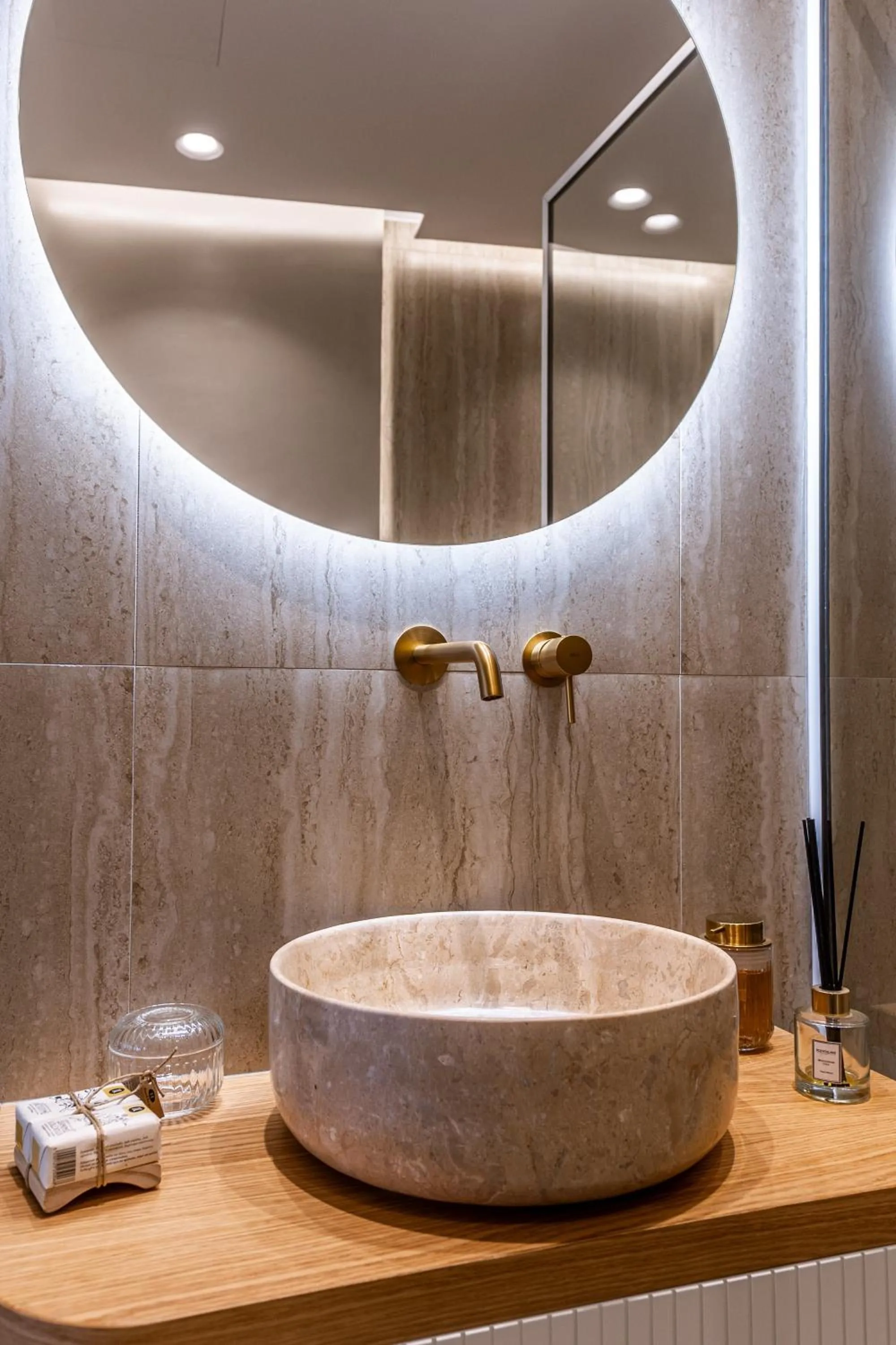 Bathroom in Lithinon Luxury Suites with Free Parking