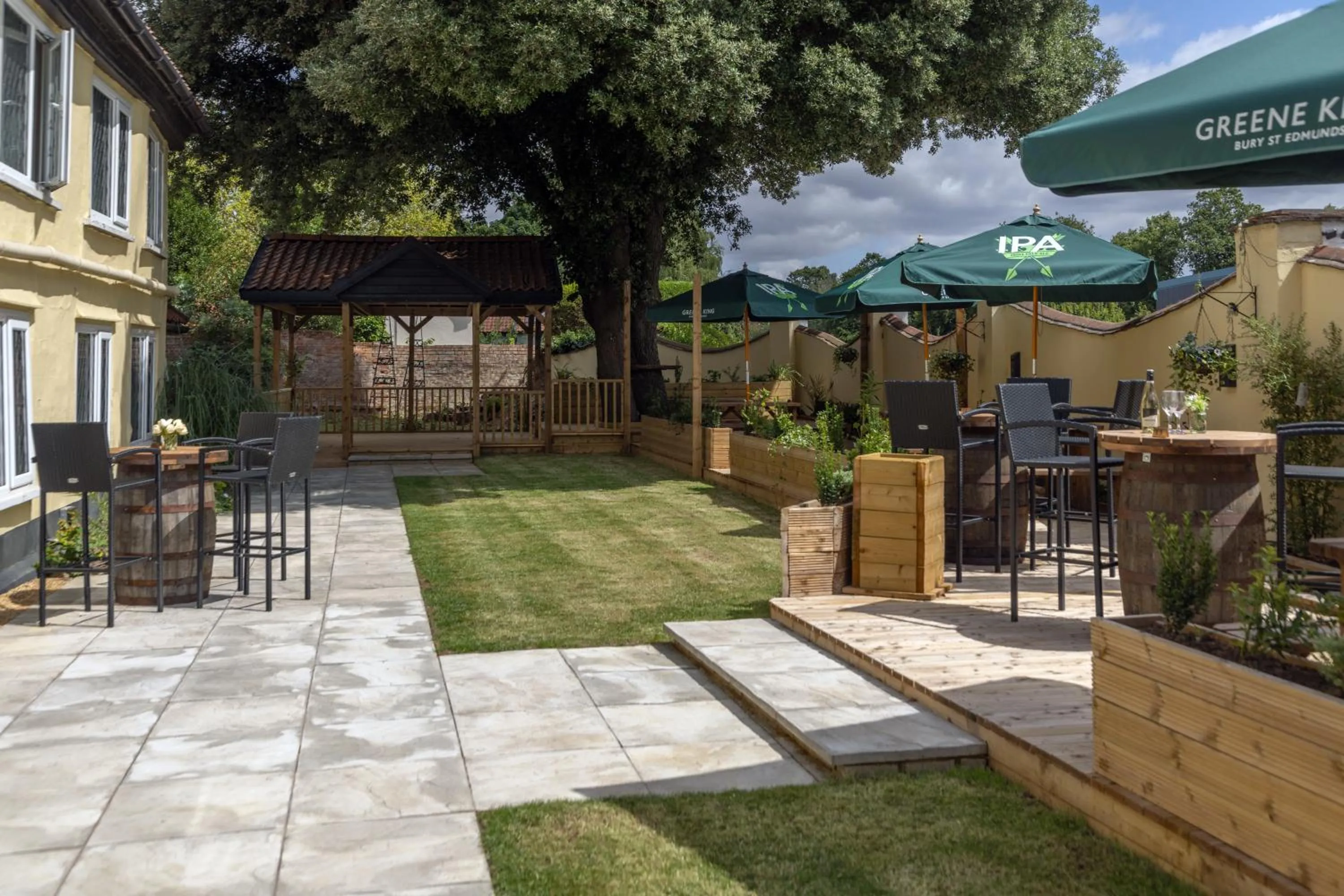 Garden in Best Western Brome Grange Hotel