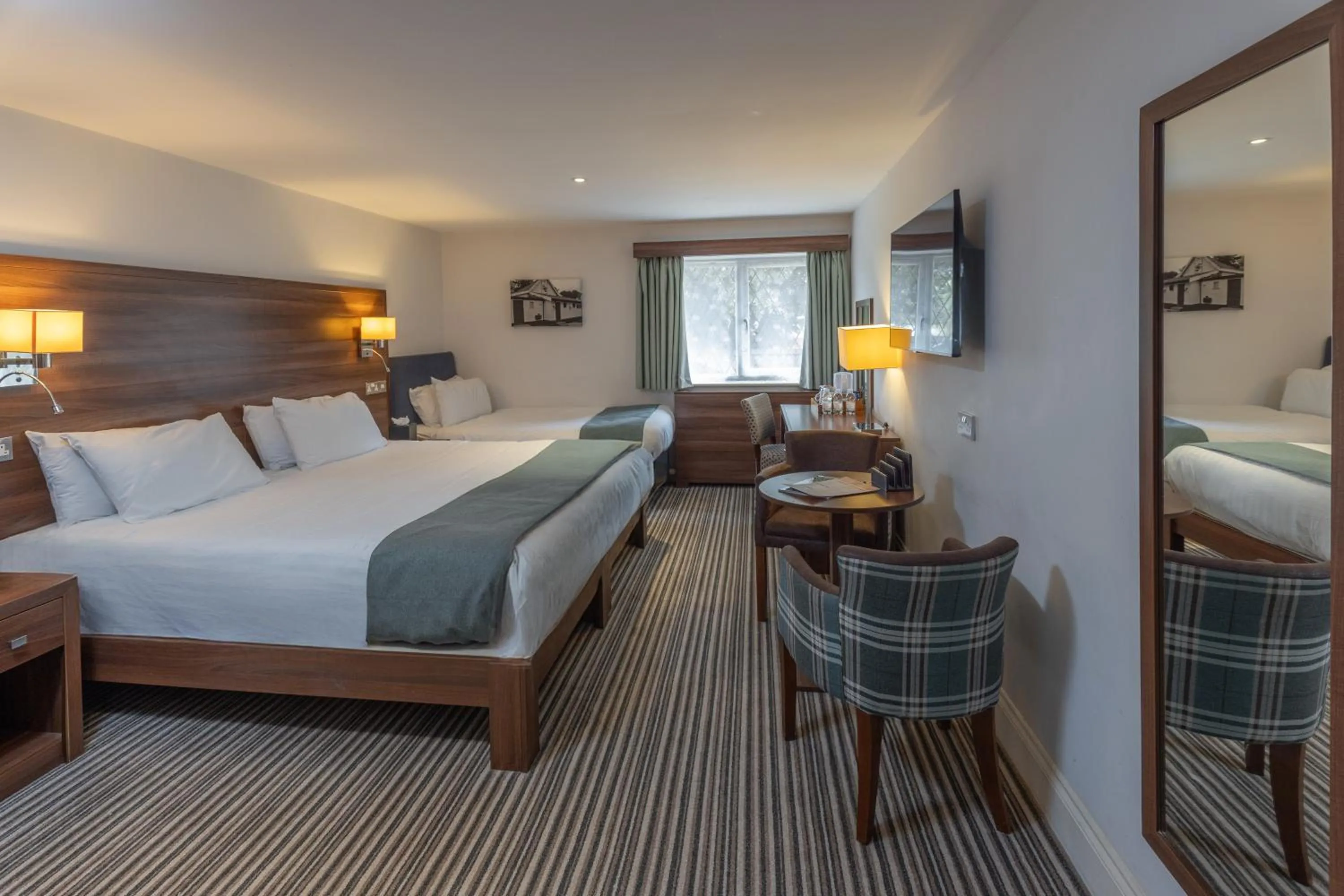 TV and multimedia, Bed in Best Western Brome Grange Hotel