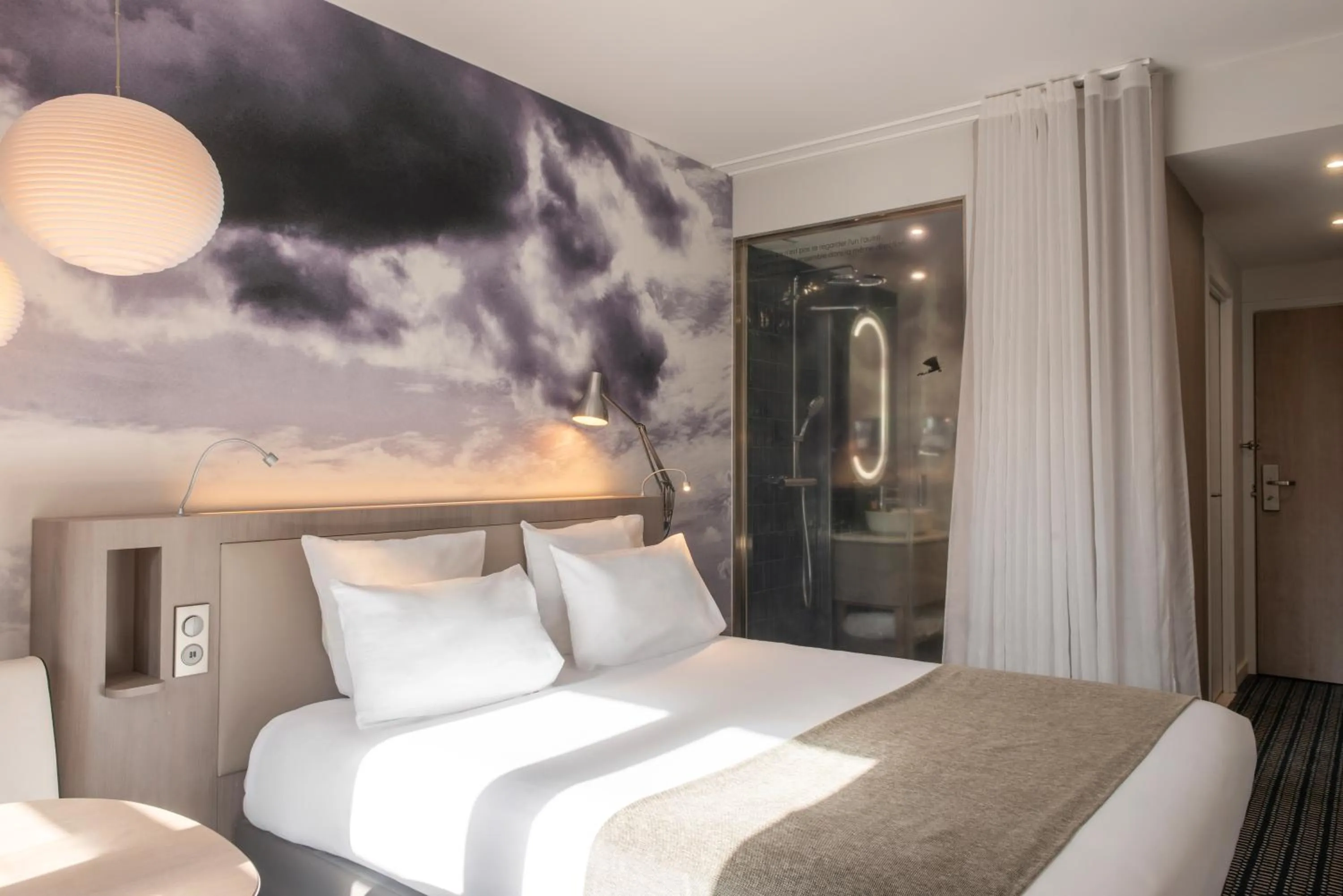 Bedroom, Bed in Le Grand Balcon Hotel