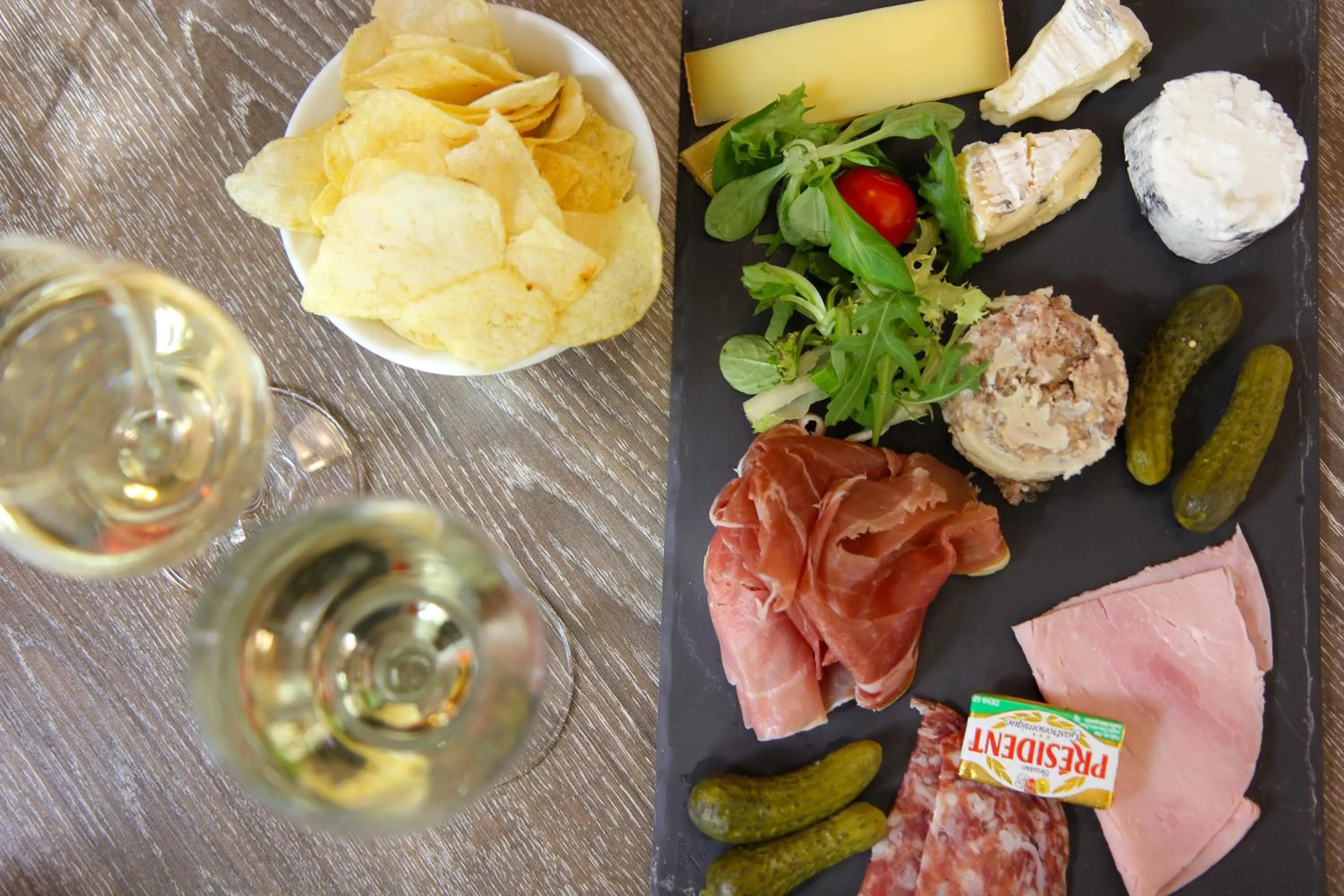 Restaurant/places to eat, Food in Best Western Plus Bordeaux Gare Saint-Jean