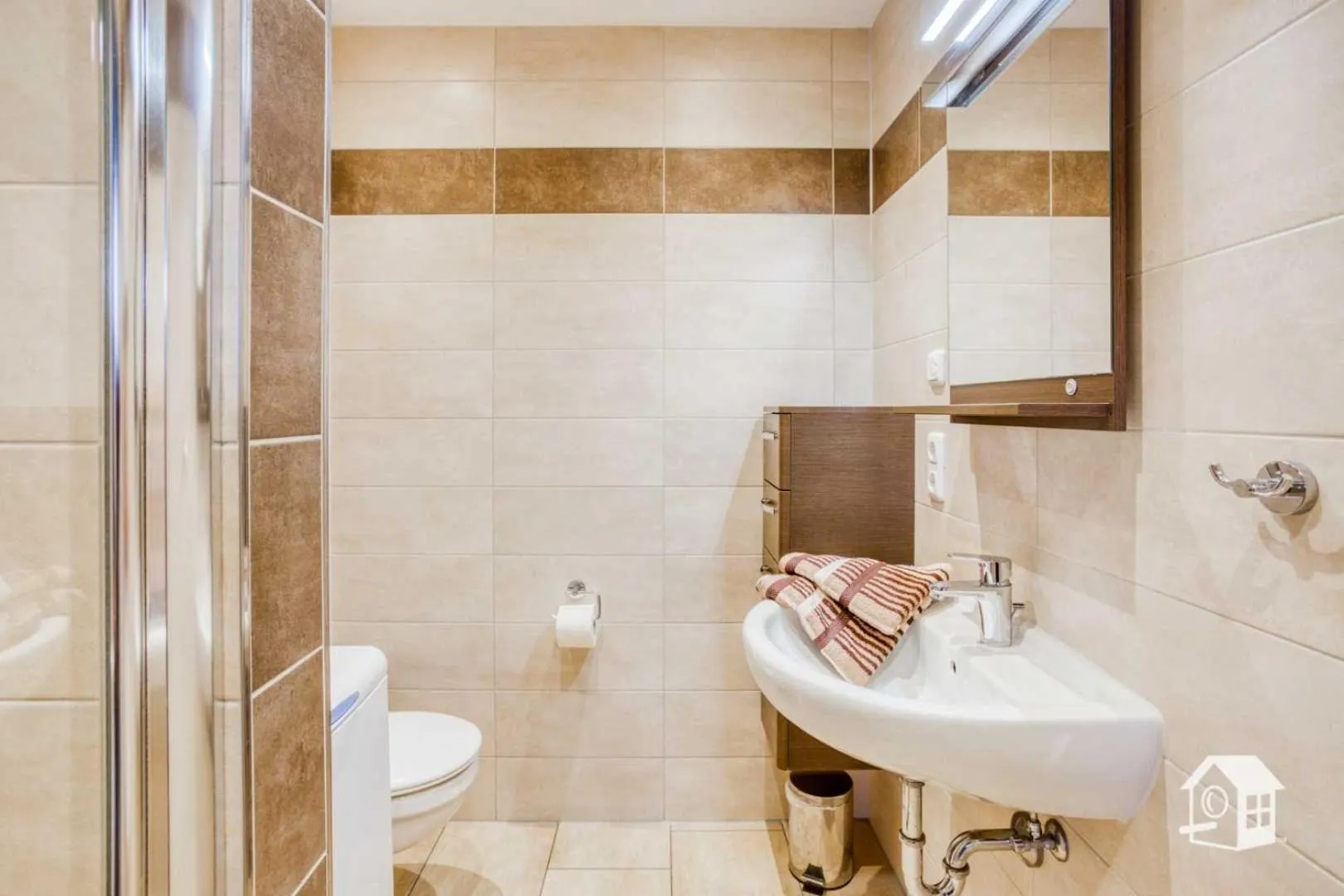 Toilet in Appartement Sundevit
