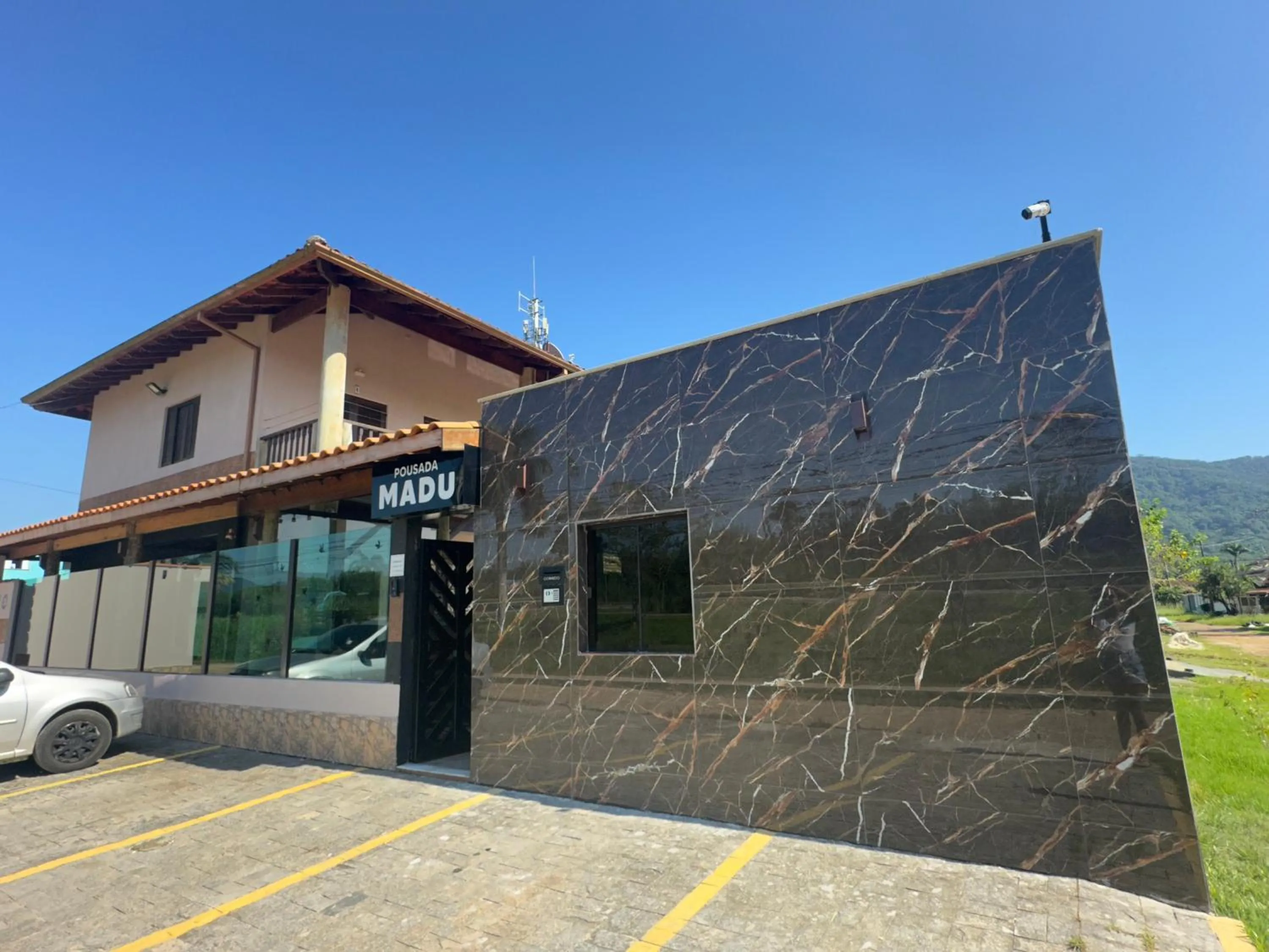 Property building in Pousada Madu