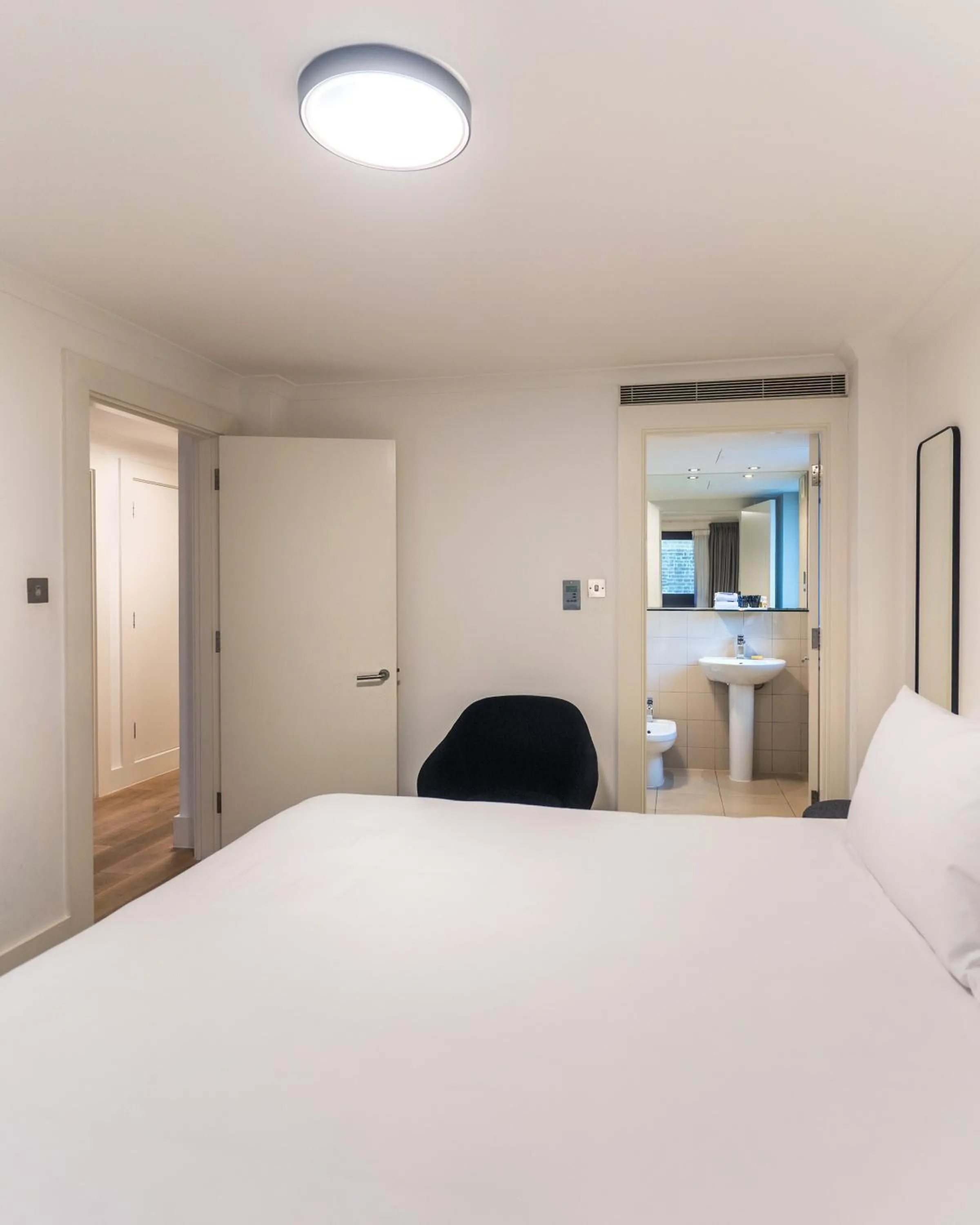 Bed in Monarch House - Serviced Apartments - Kensington