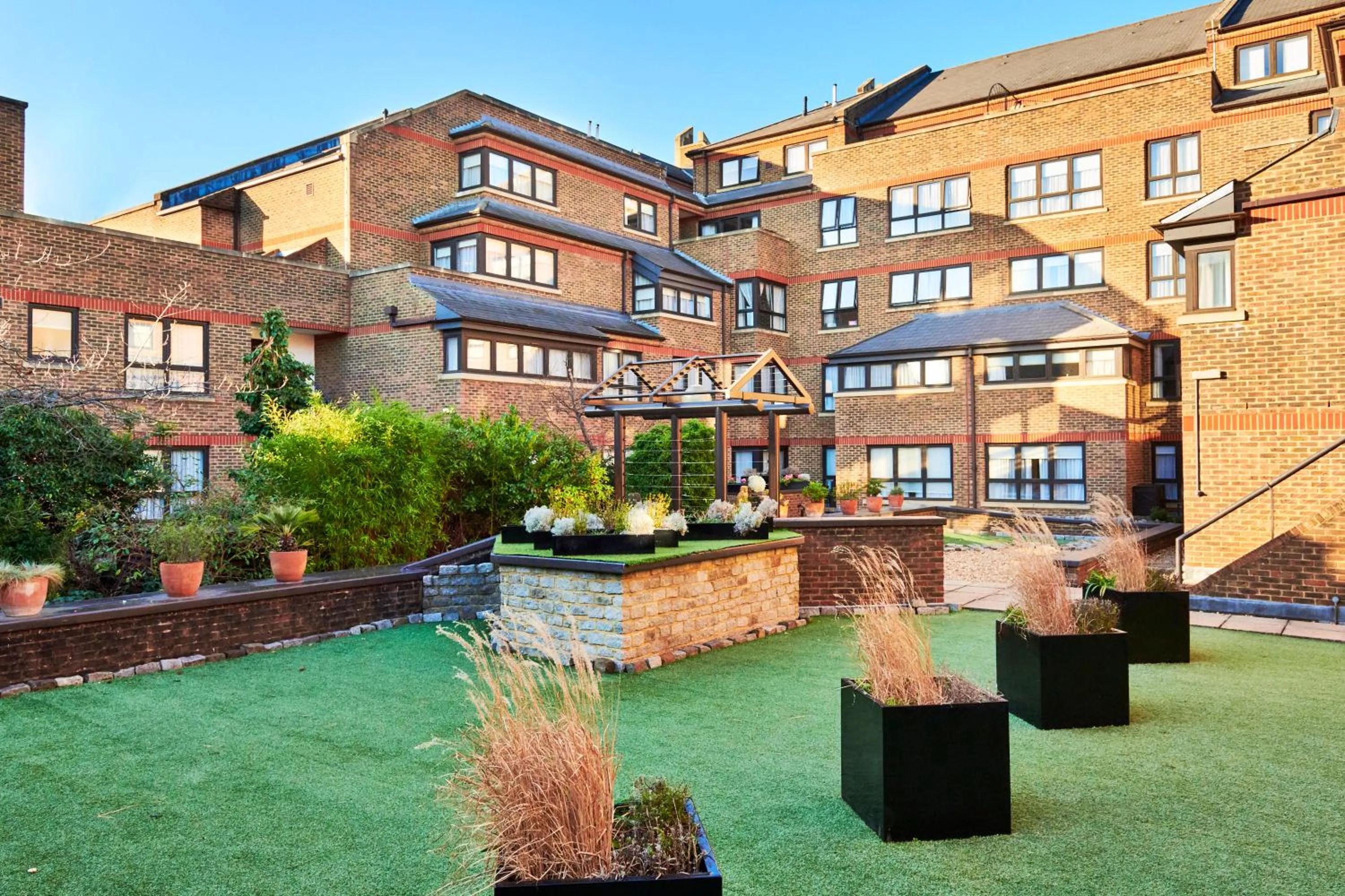 Garden in Monarch House - Serviced Apartments - Kensington