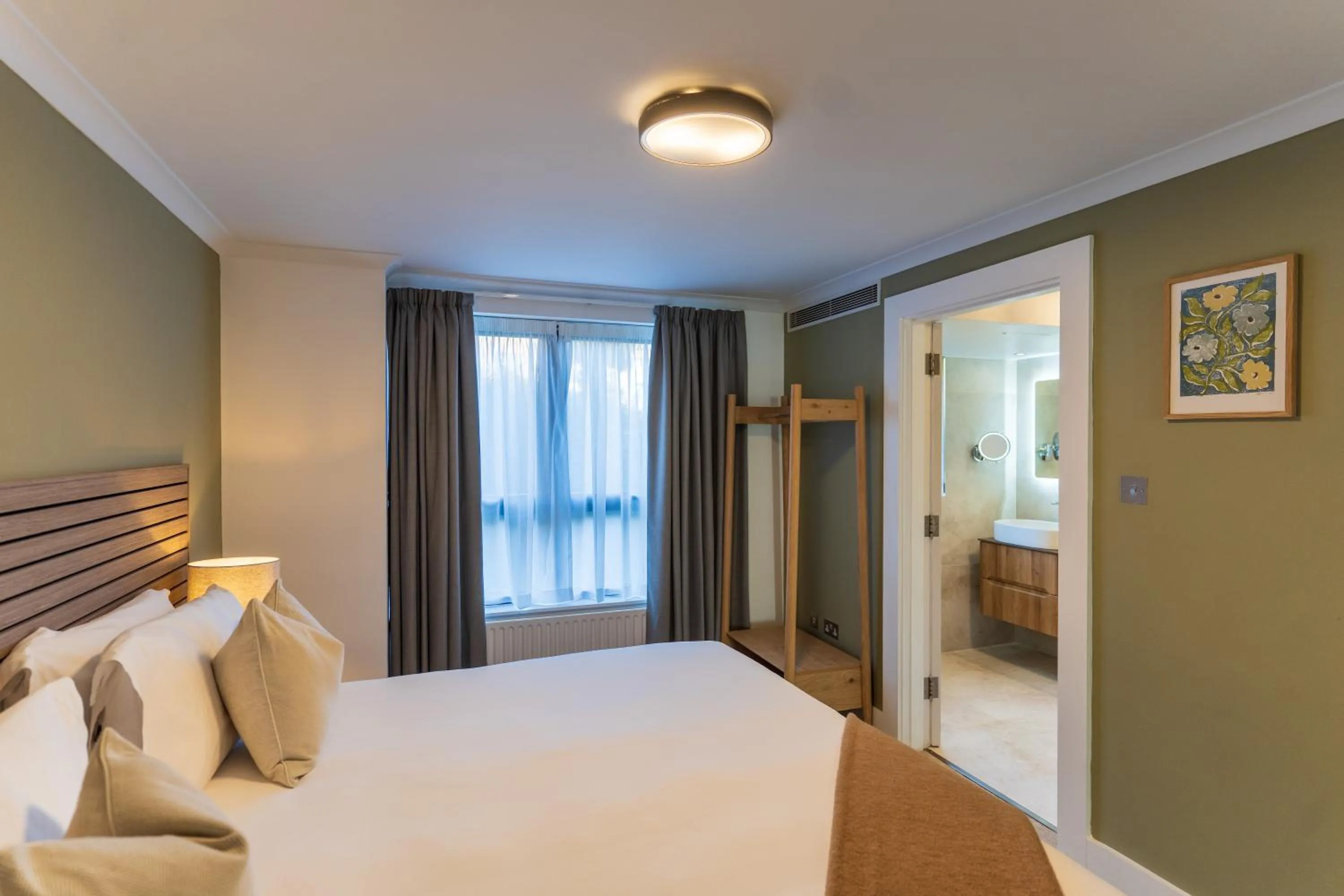 Bed in Monarch House - Serviced Apartments - Kensington