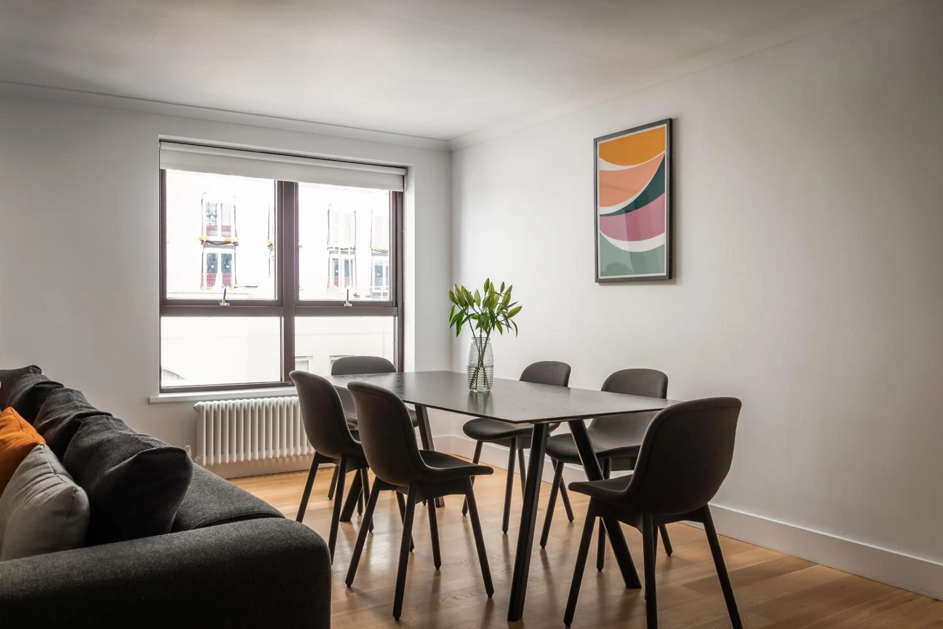 Dining area in Monarch House - Serviced Apartments - Kensington