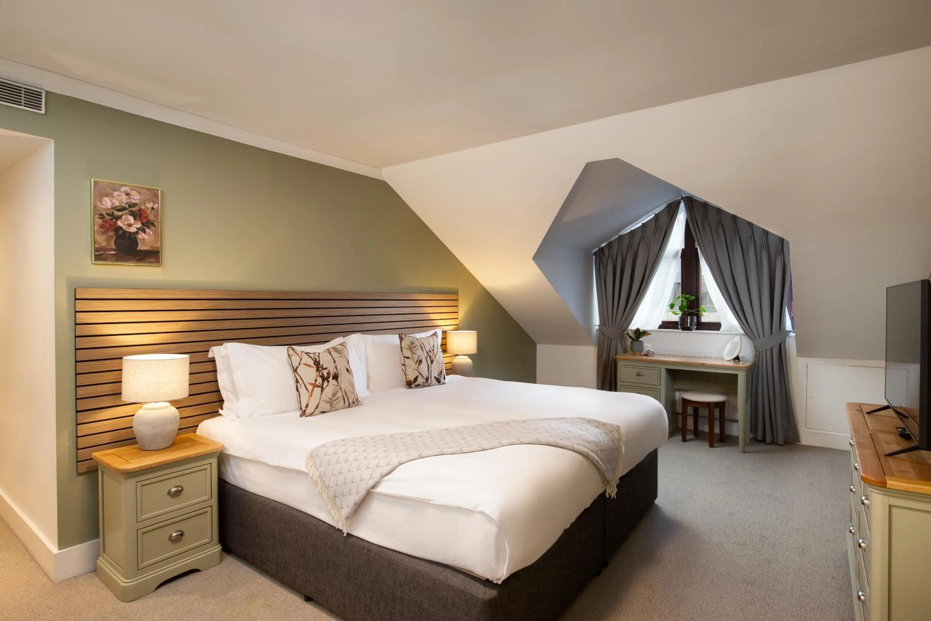 View (from property/room), Bed in Monarch House - Serviced Apartments - Kensington