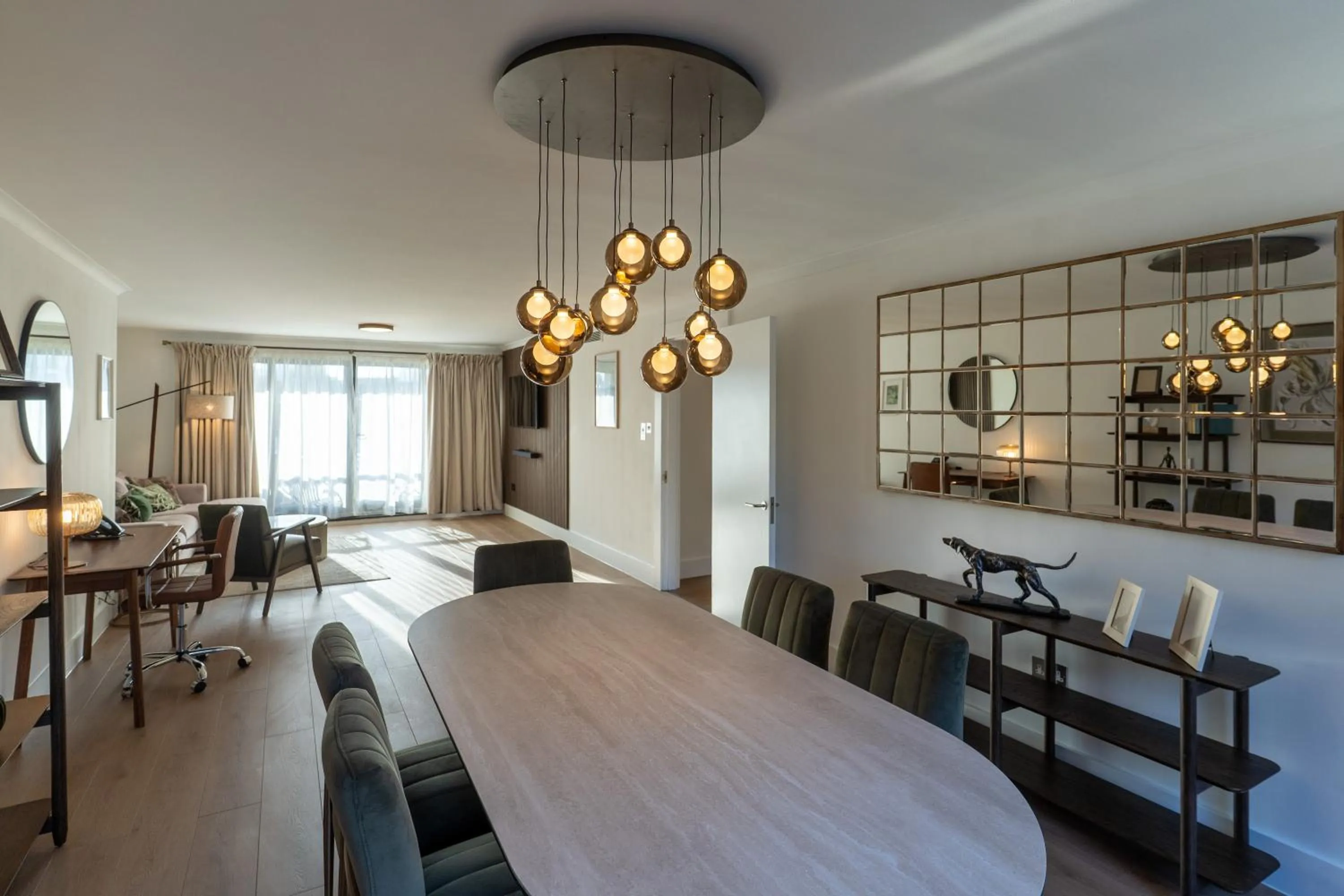 Living room in Monarch House - Serviced Apartments - Kensington