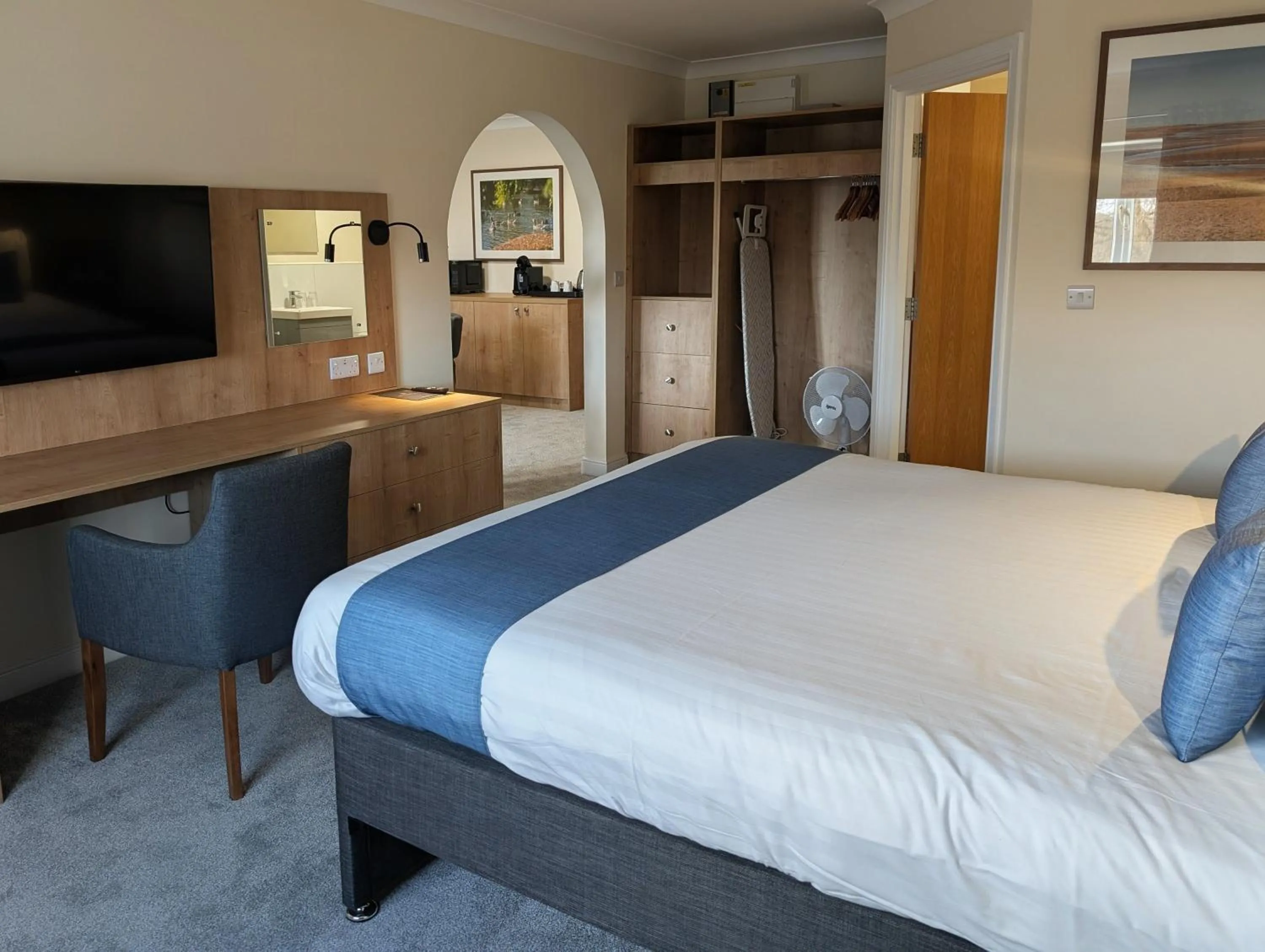 Bed in Southview Park Hotel