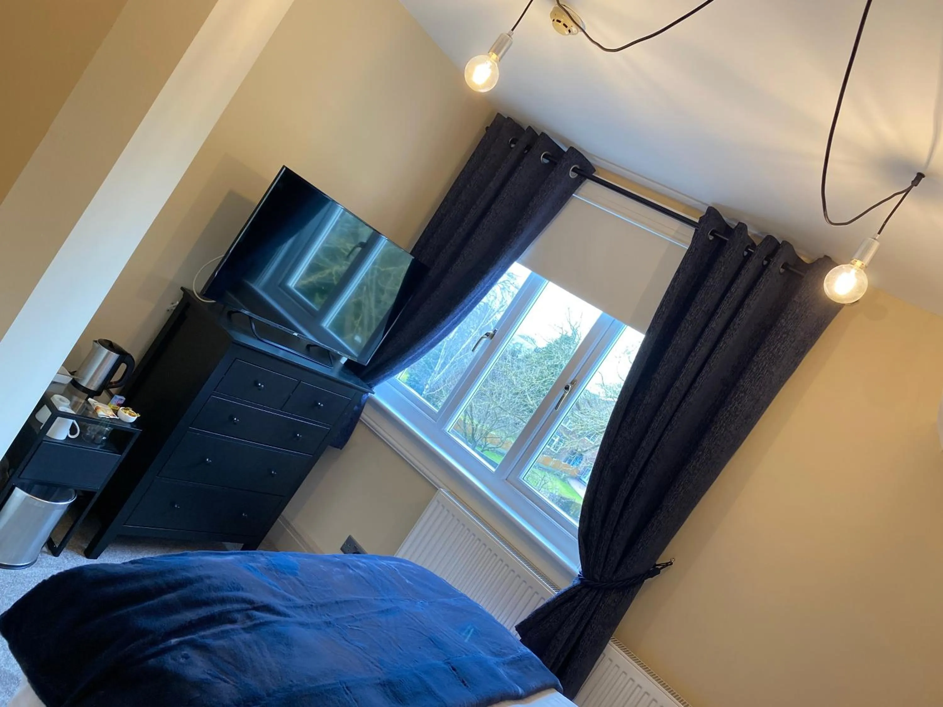 TV and multimedia, Bed in Ashbourne House