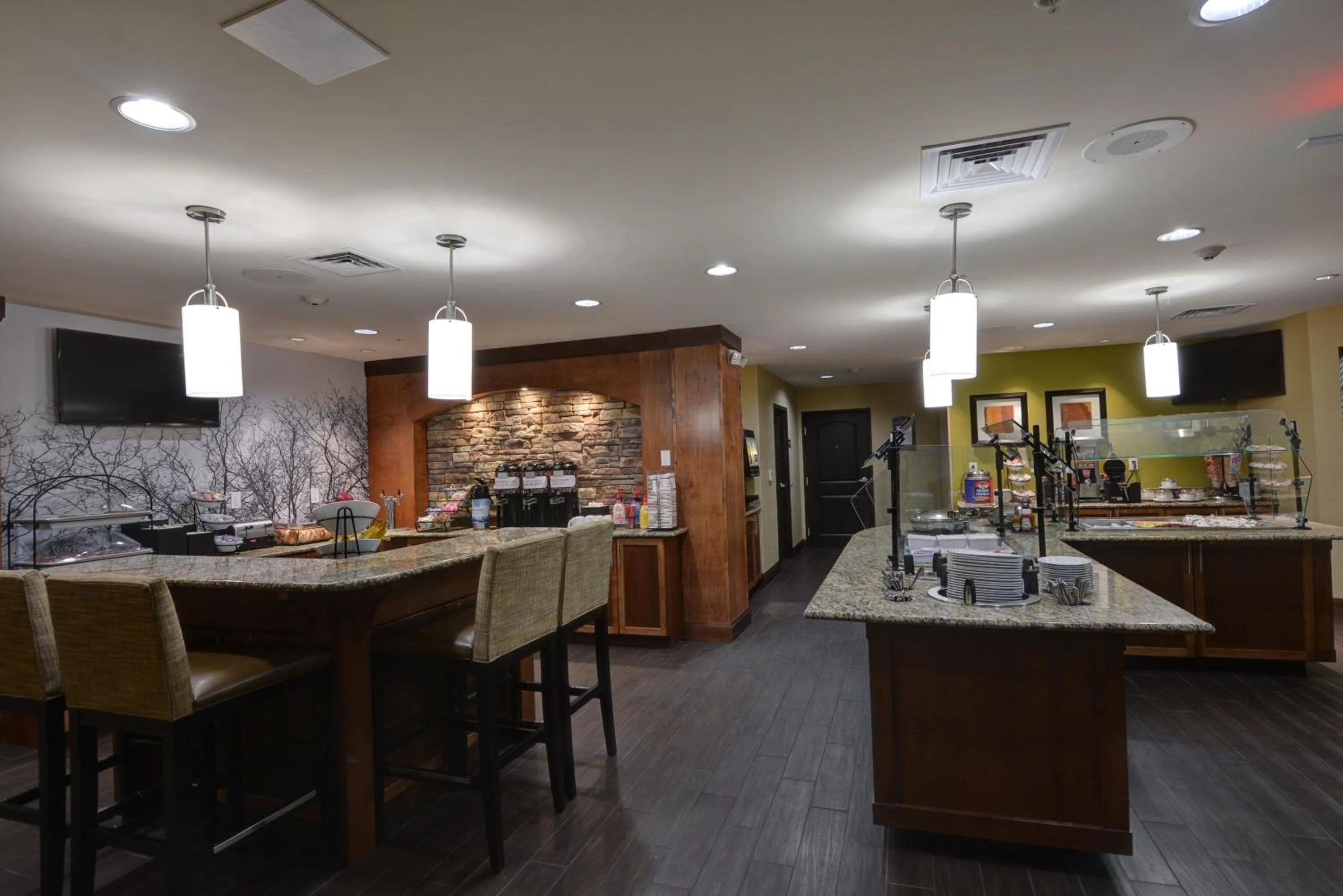 Breakfast, Restaurant/Places to Eat in Staybridge Suites Lakeland West