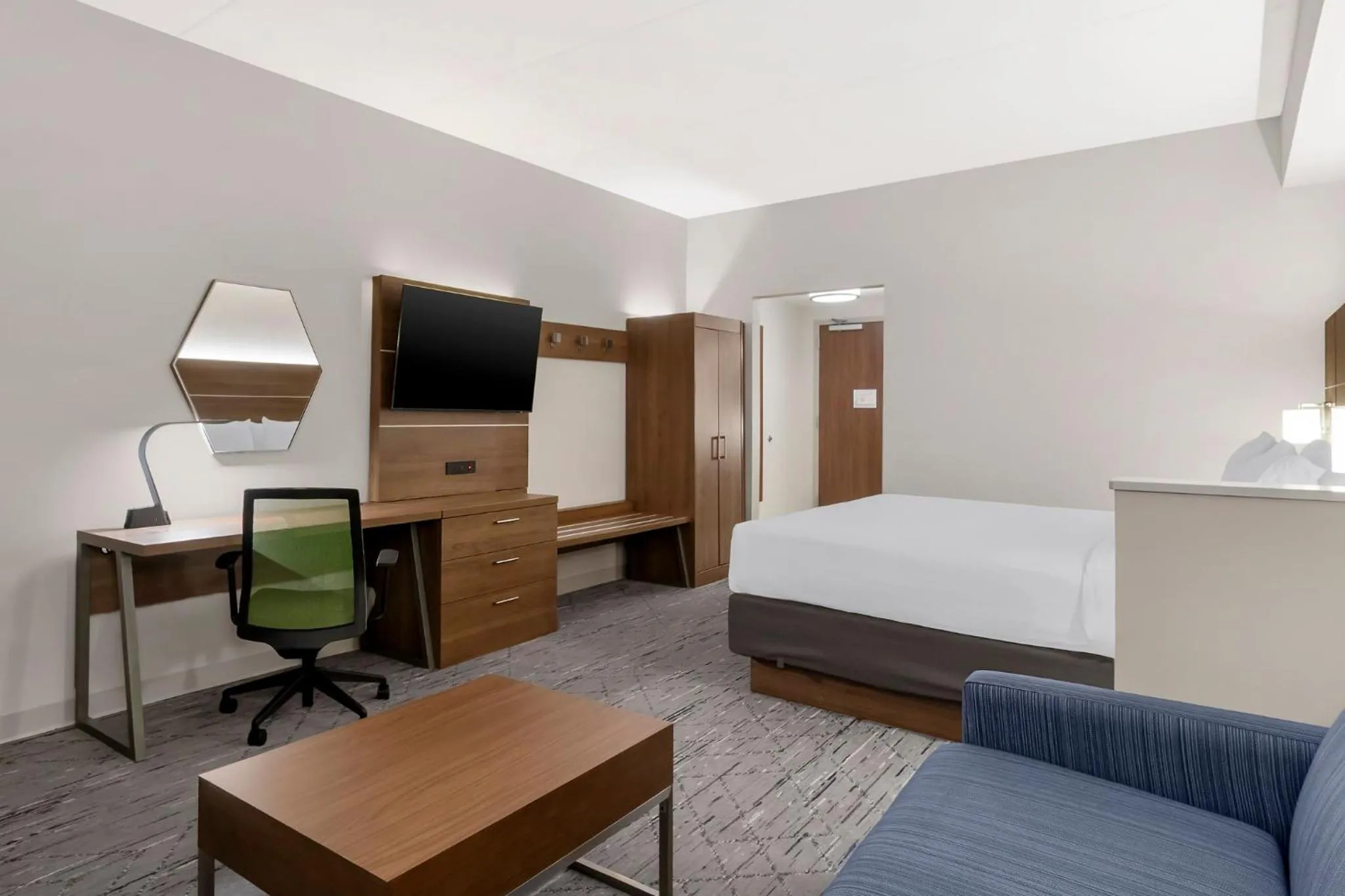 Photo of the whole room, Bed in Holiday Inn Express - Nashville South - Spring Hill by IHG