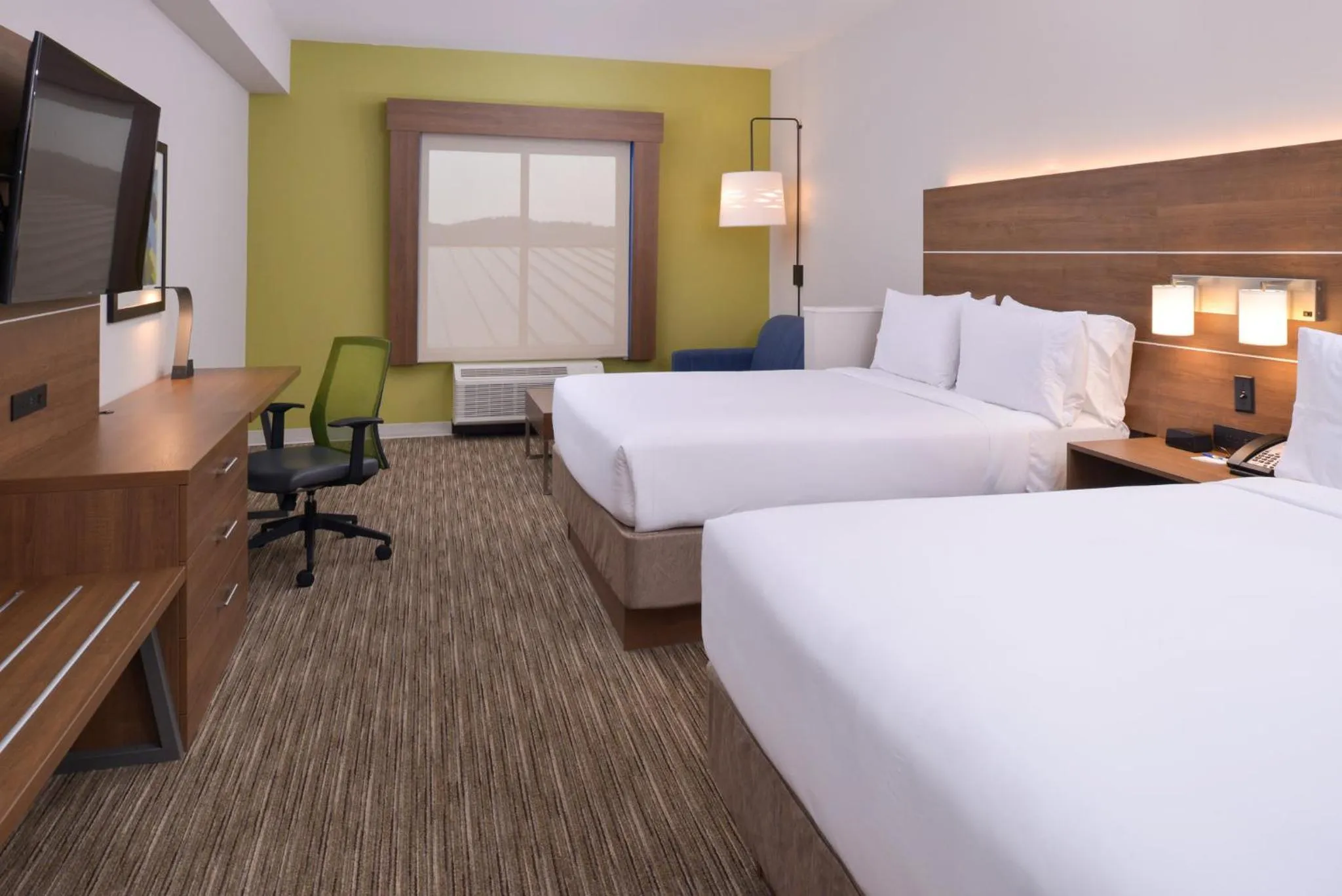 Photo of the whole room, Bed in Holiday Inn Express - Nashville South - Spring Hill by IHG