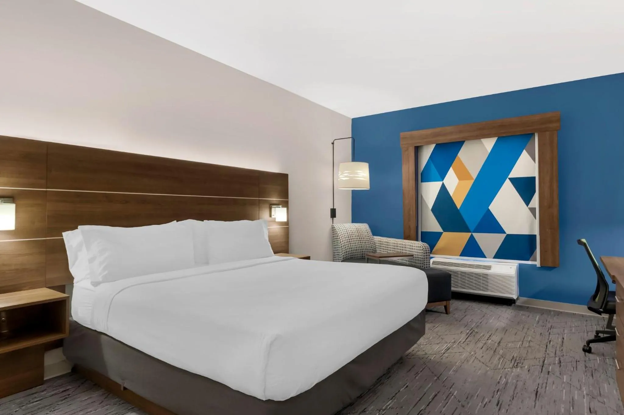 Photo of the whole room, Bed in Holiday Inn Express - Nashville South - Spring Hill by IHG