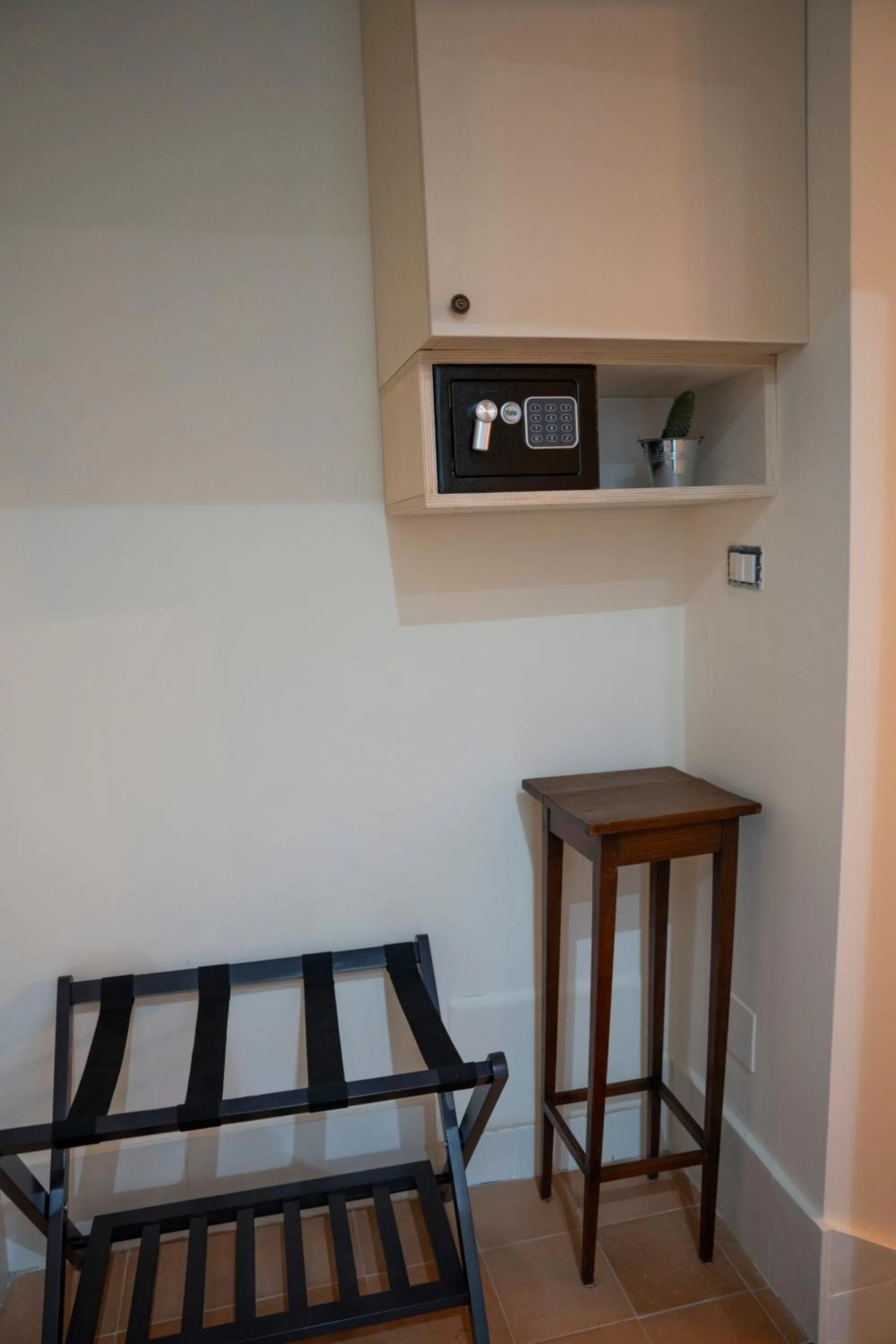 safe in Casa Santangelo Suites