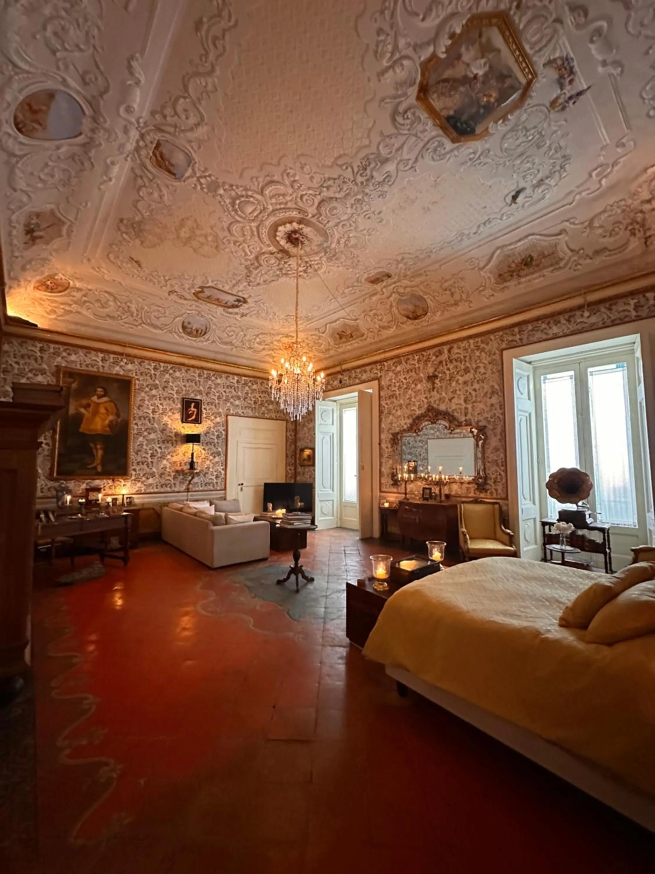 Photo of the whole room, Bed in Casa Santangelo Suites