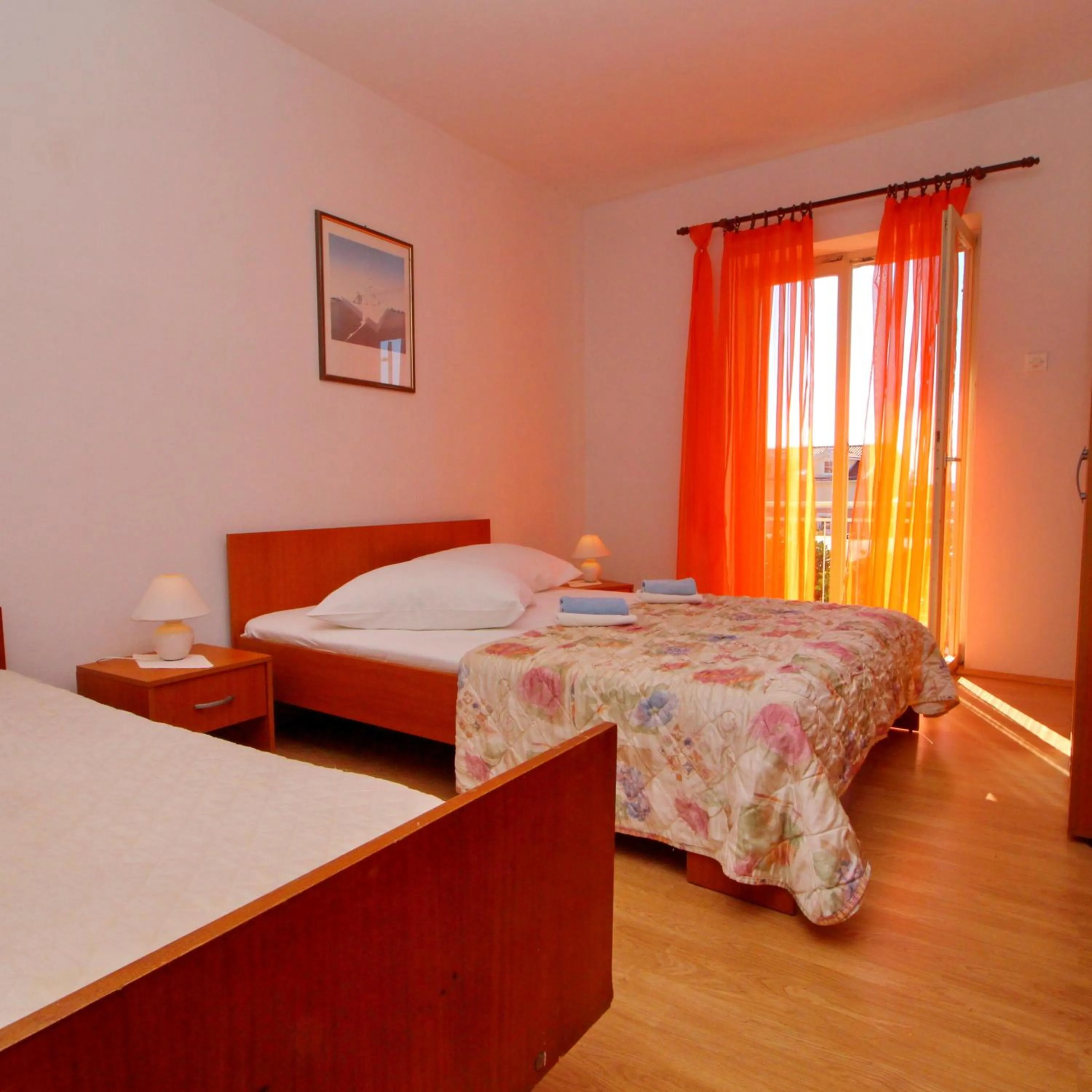 Other, Bed in Apartment Domestic