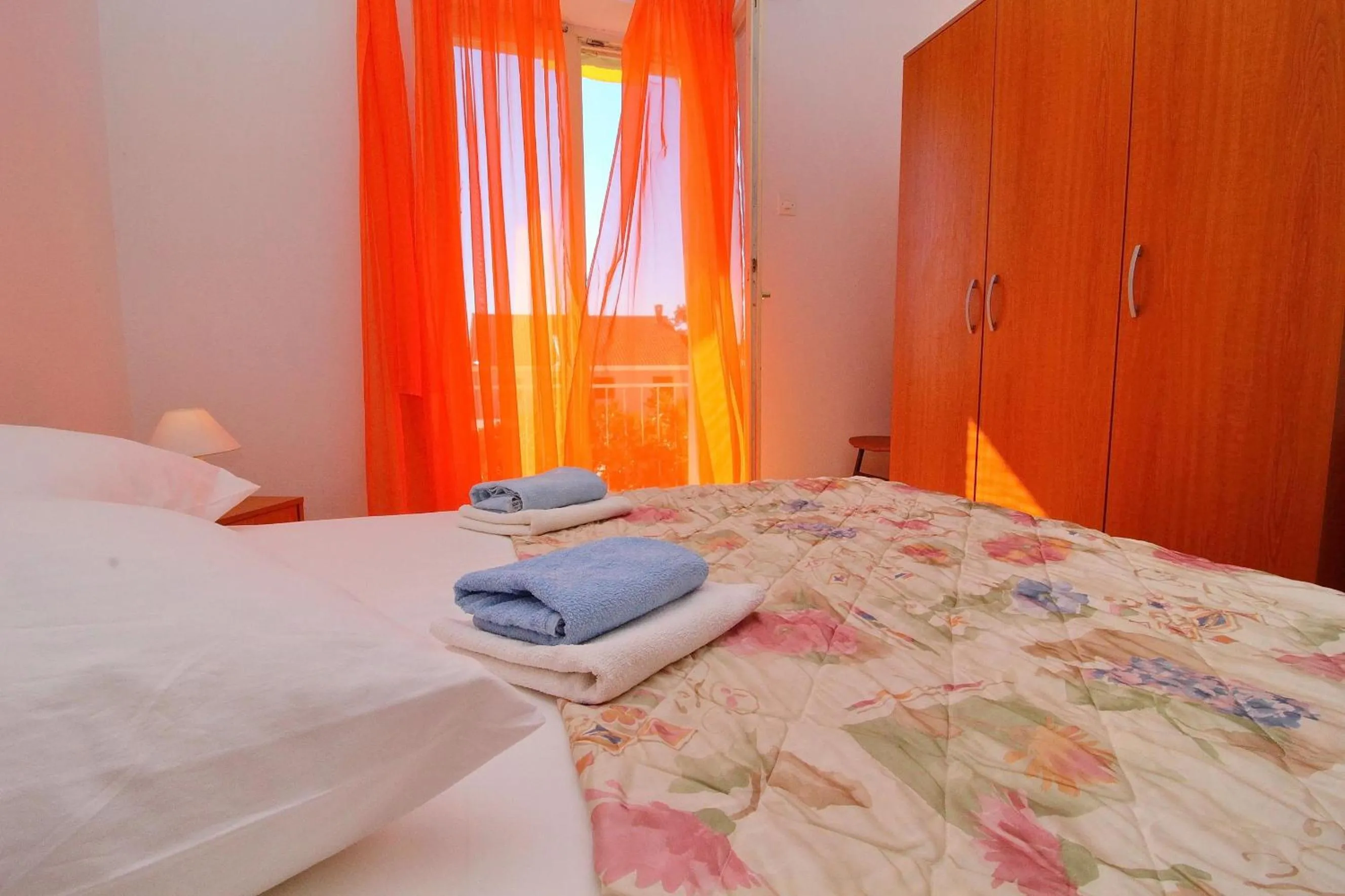 Bedroom, Bed in Apartment Domestic
