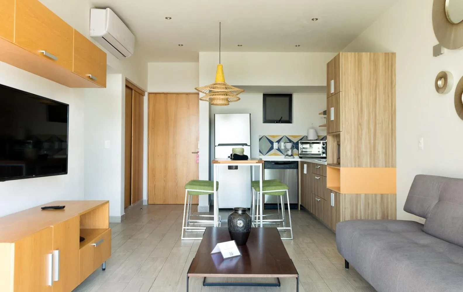 Kitchen or kitchenette in Opal Suites Apartments