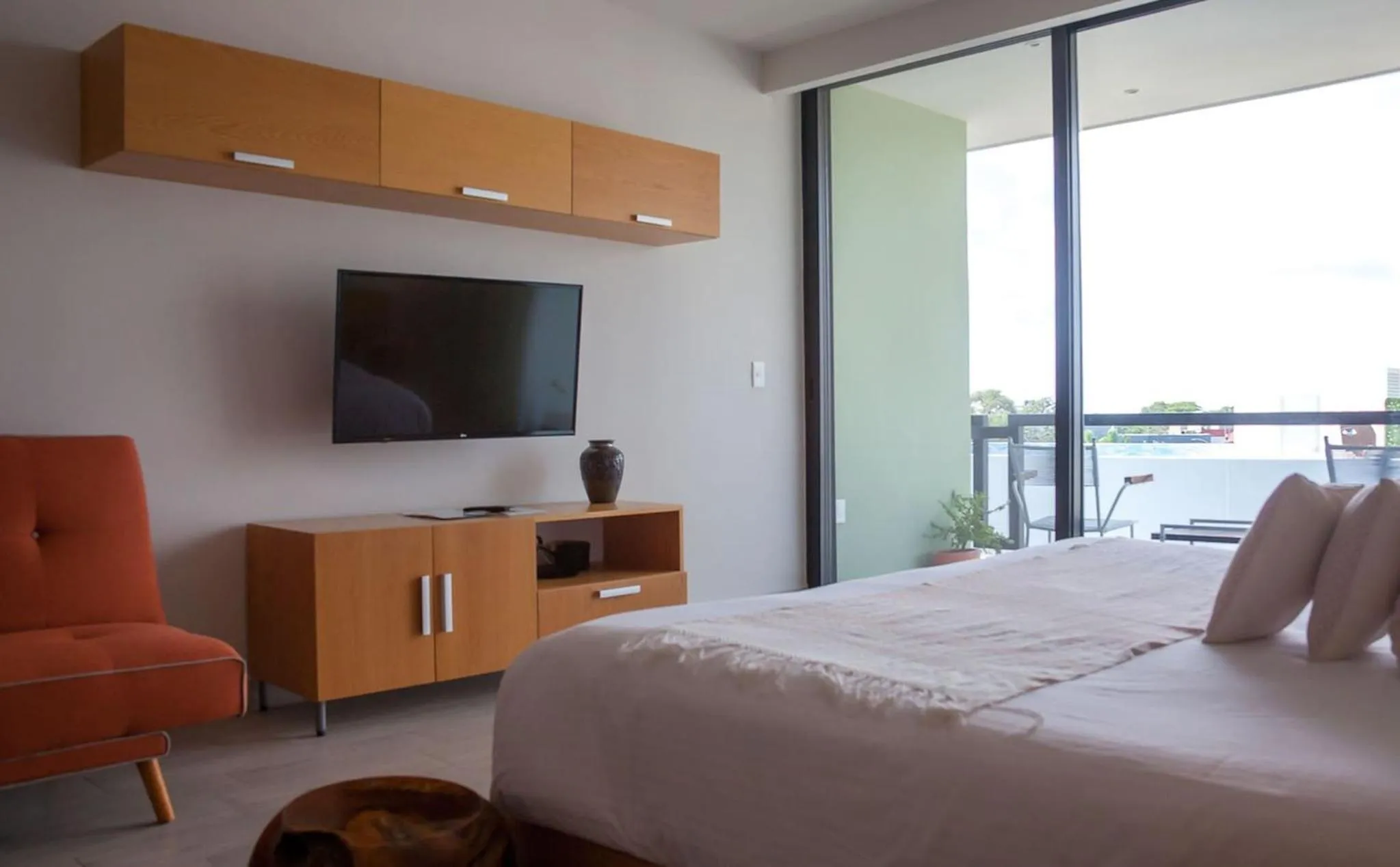 Bed in Opal Suites Apartments