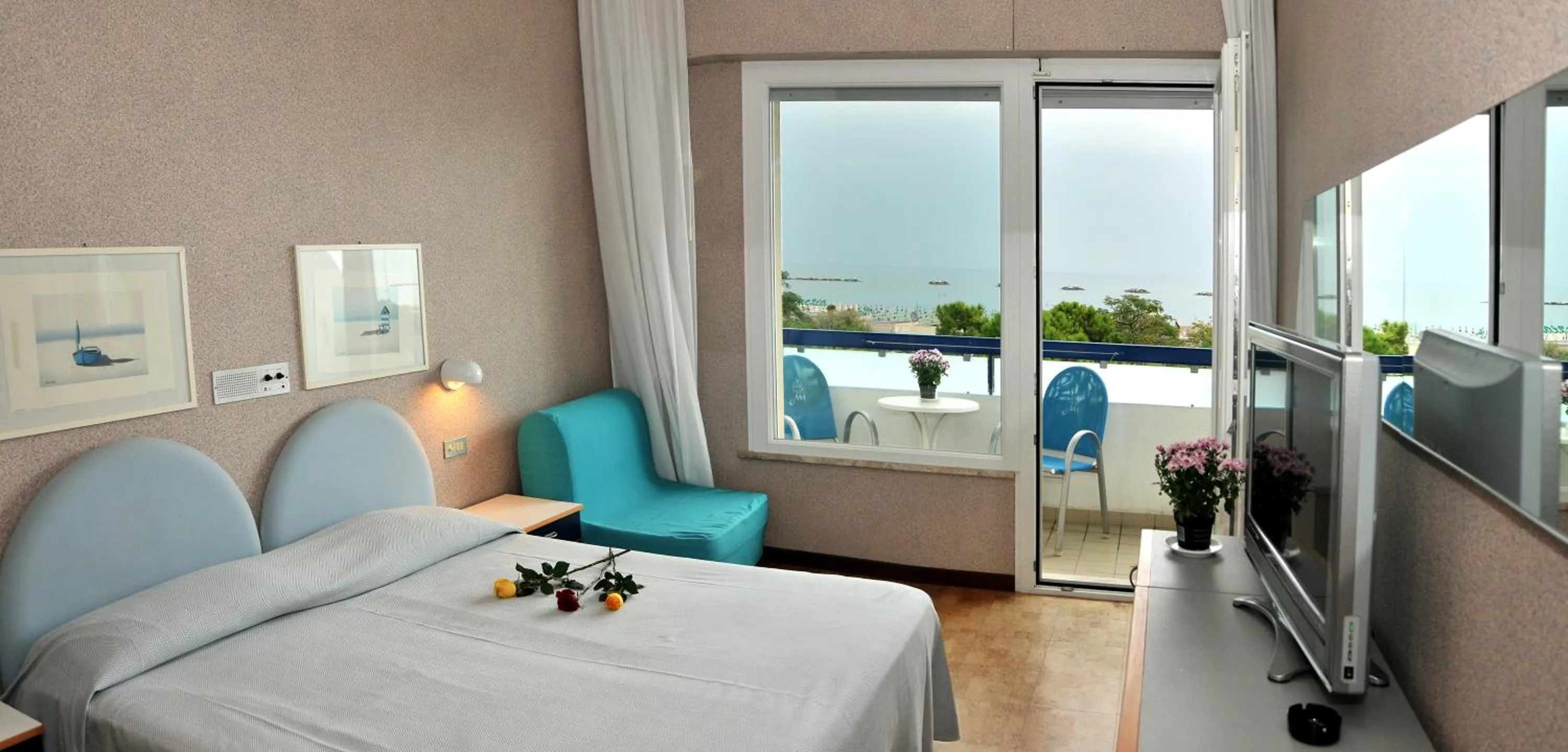 Photo of the whole room, Bed in Hotel Venere