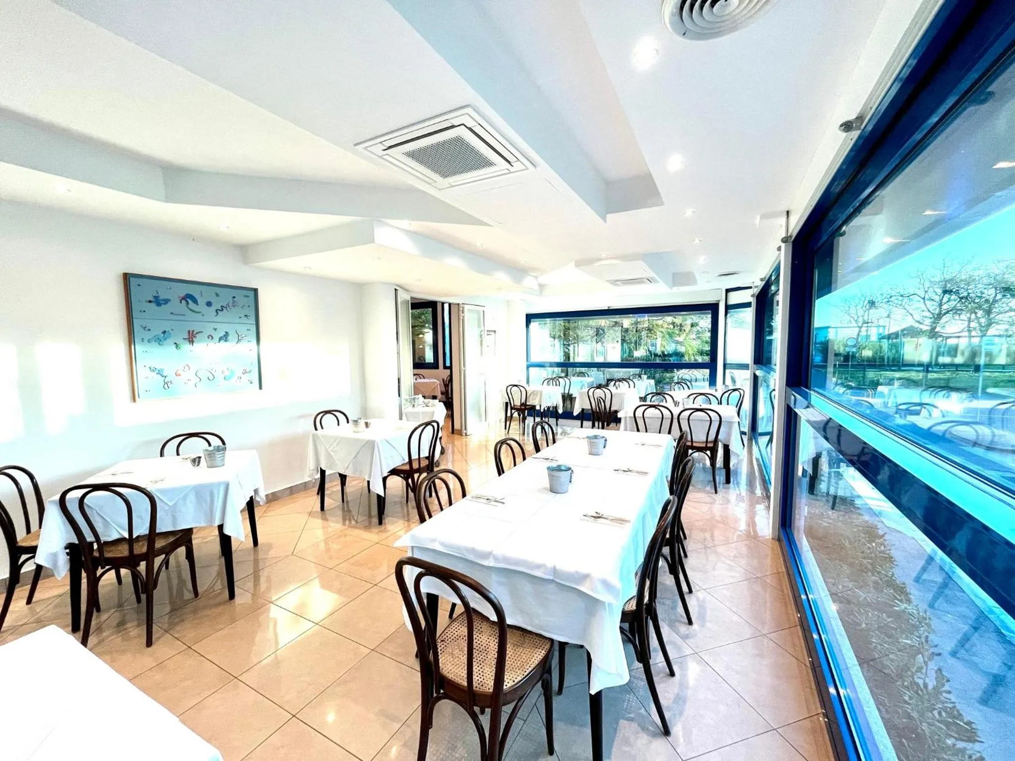 Restaurant/places to eat in Hotel Venere