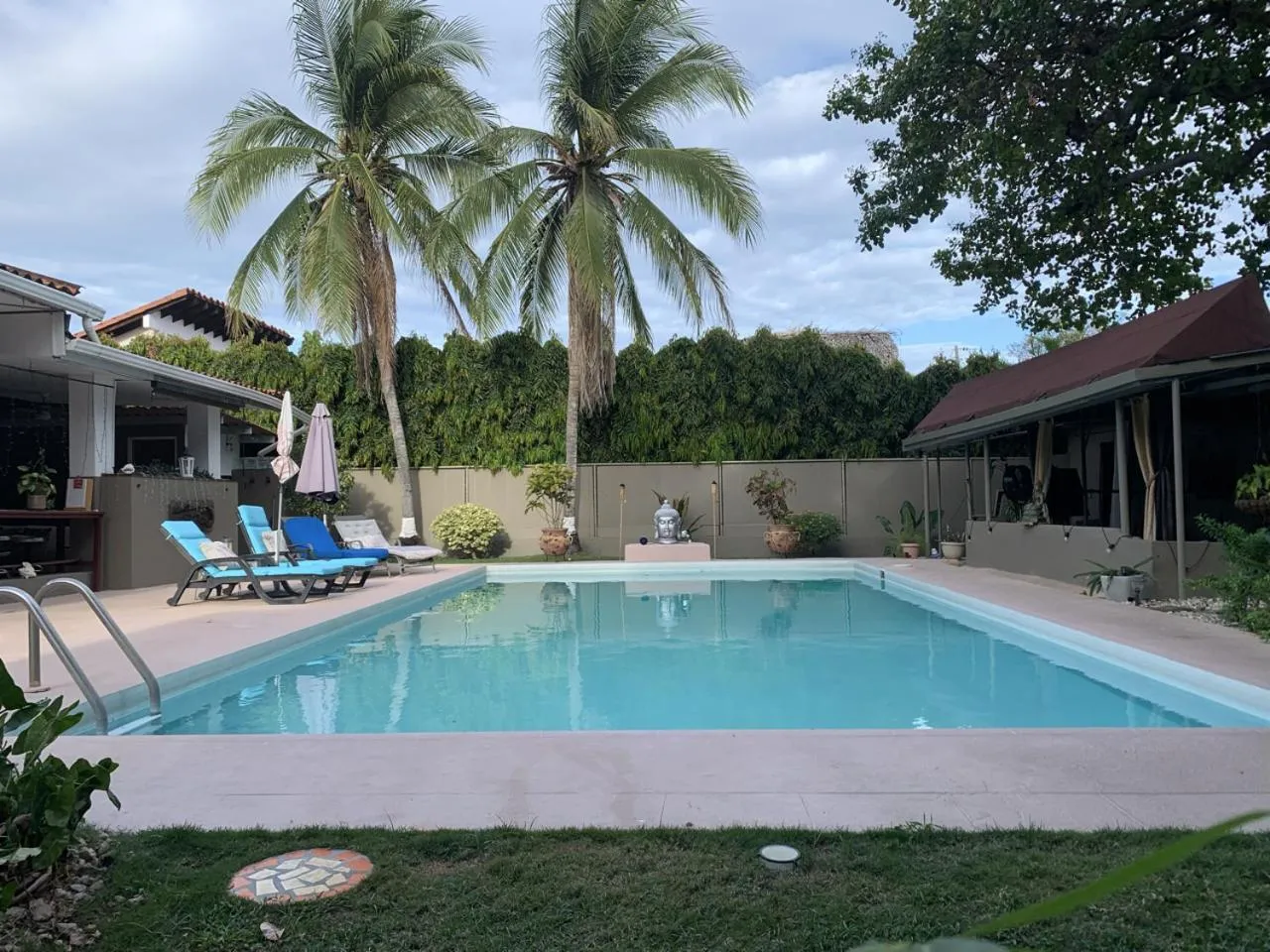Swimming pool in B&B EL Litoral