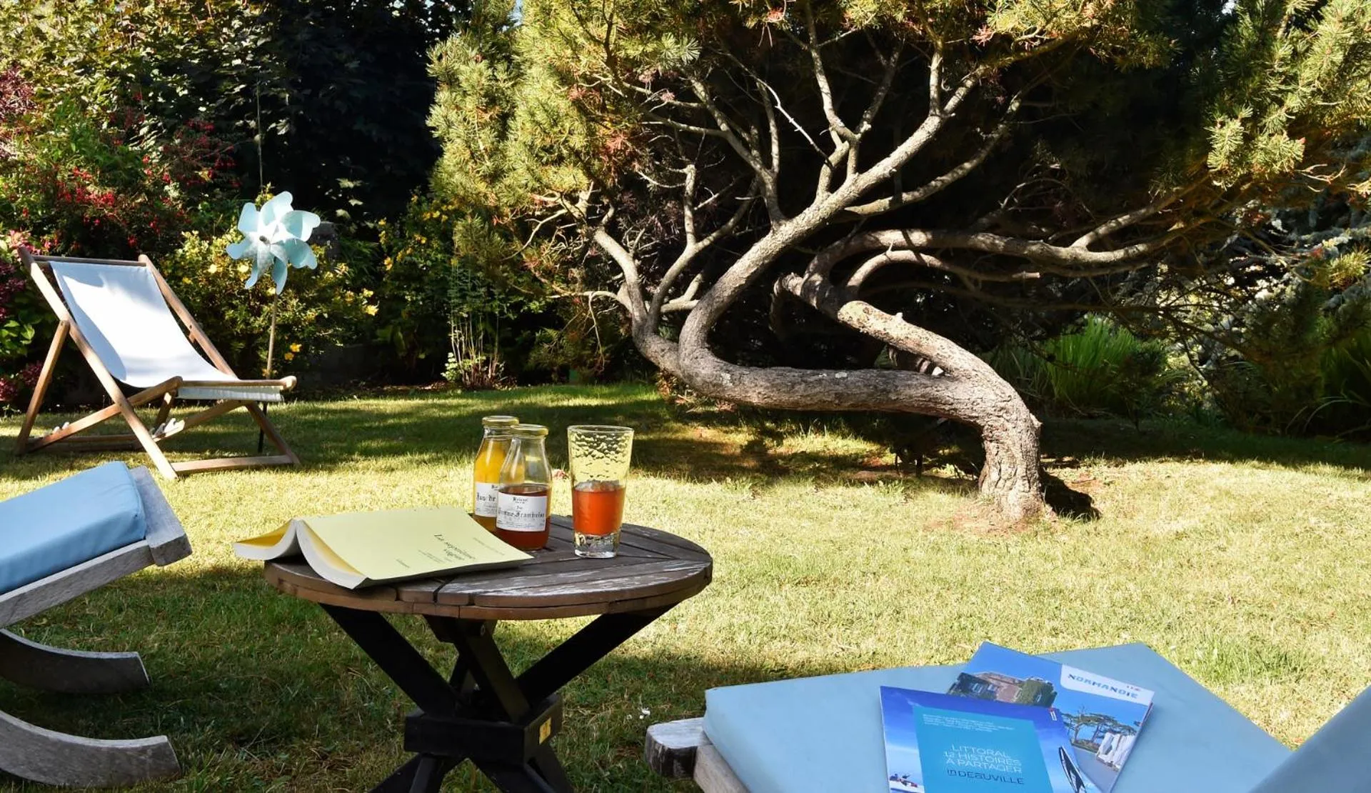 Garden in Hotel Le Bellevue, Demeures & Chateaux