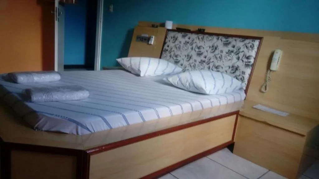 Hotel Golf II - SOB NOVA DIREÇÃO - CRUZEIRO