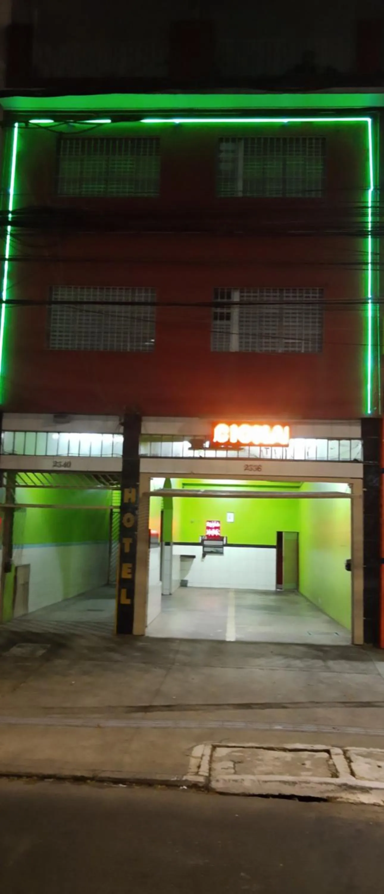Hotel Golf II - SOB NOVA DIREÇÃO - CRUZEIRO