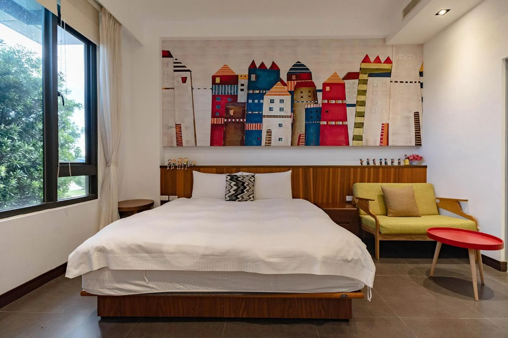 Bed in 193 County Garden BnB