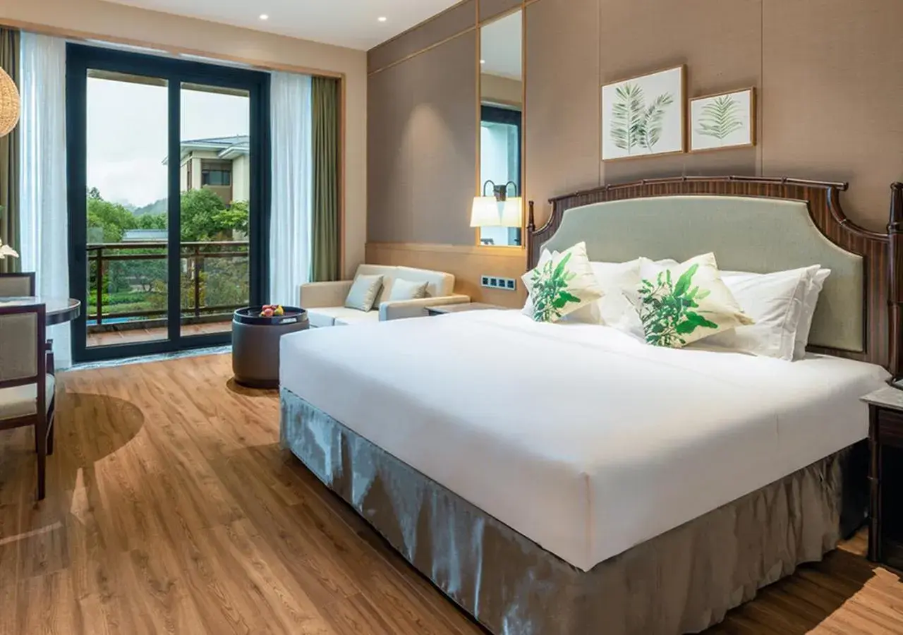 XinYue Building Deluxe Garden view King Bed Room in C&D Resort,Wuyi Mountain XinYue Building Deluxe Garden view King Bed Room in C&D Resort,Wuyi Mountain