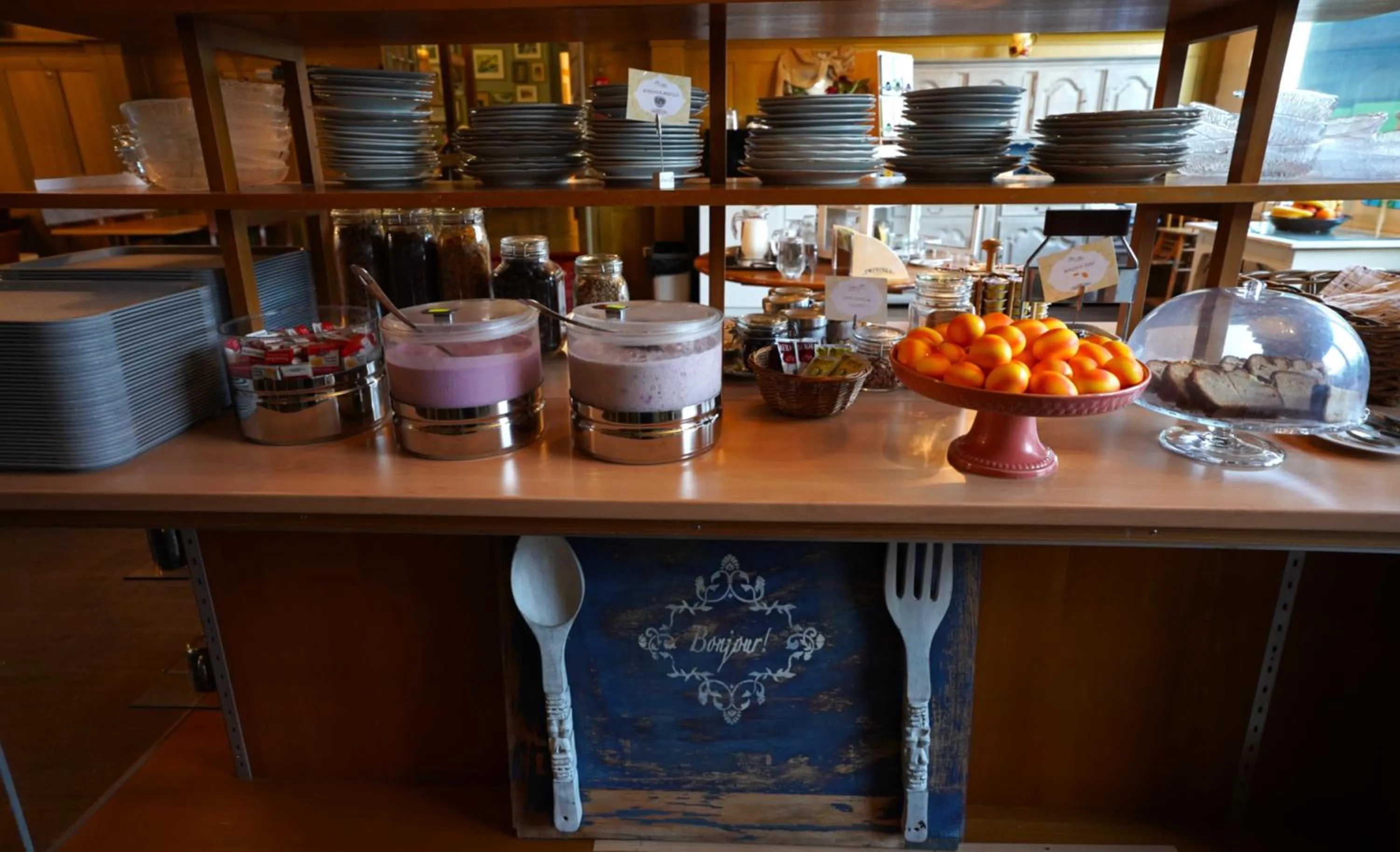 Breakfast in Alpenrose Hotel and Gardens