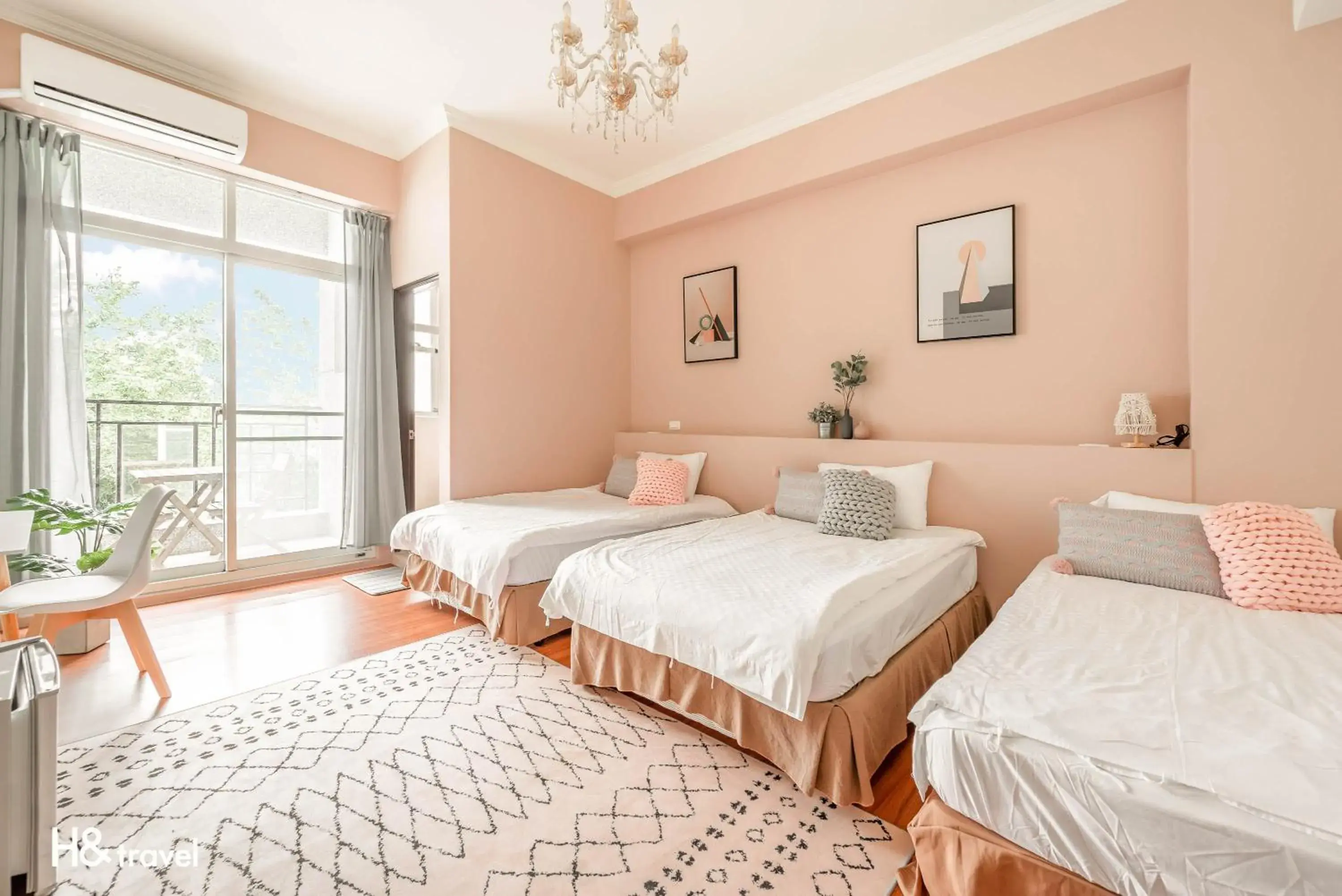 Triple Room with Balcony in Taitung Puyuma Style Inn Triple Room with Balcony in Taitung Puyuma Style Inn