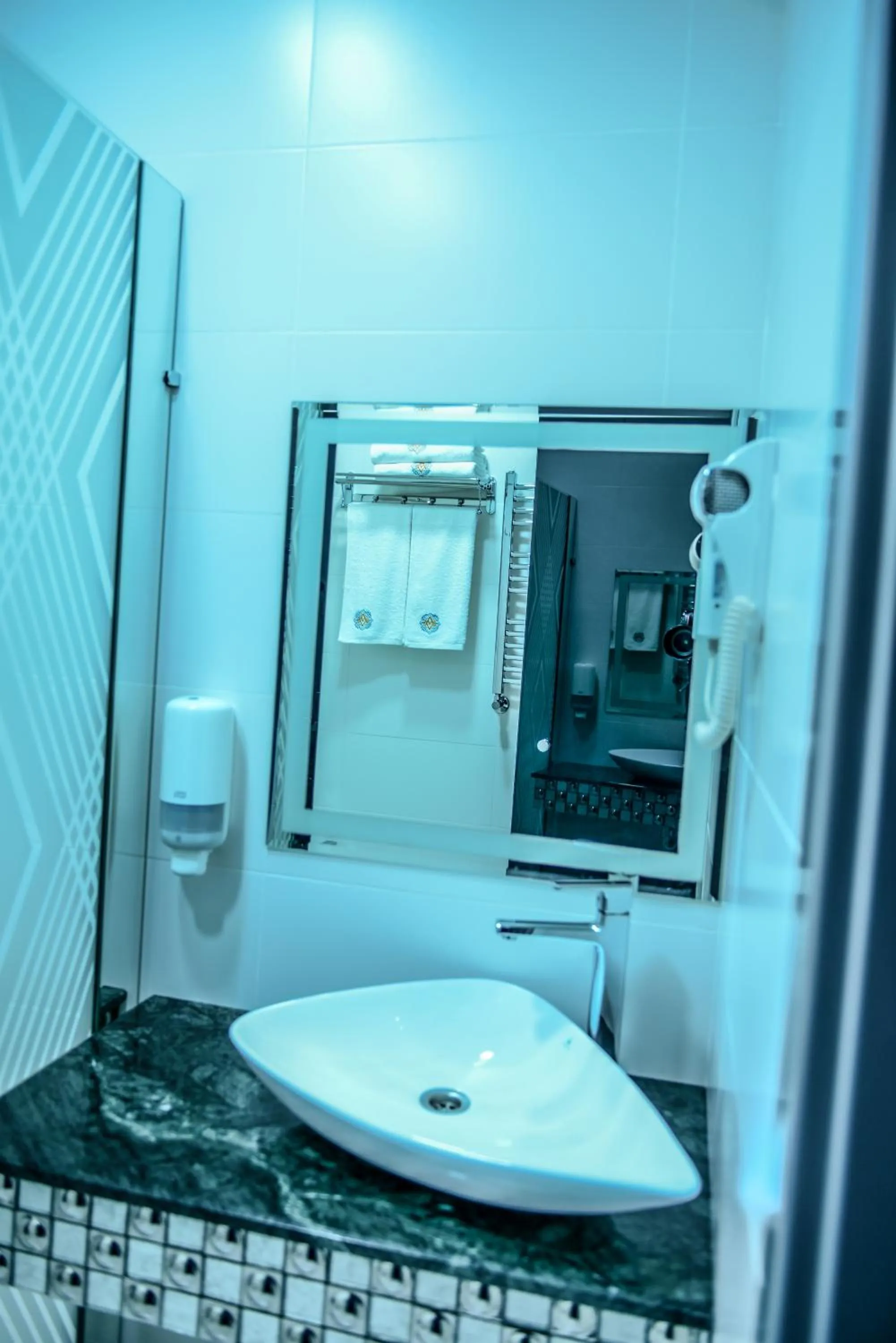 Shower in Armada Villa Hotel