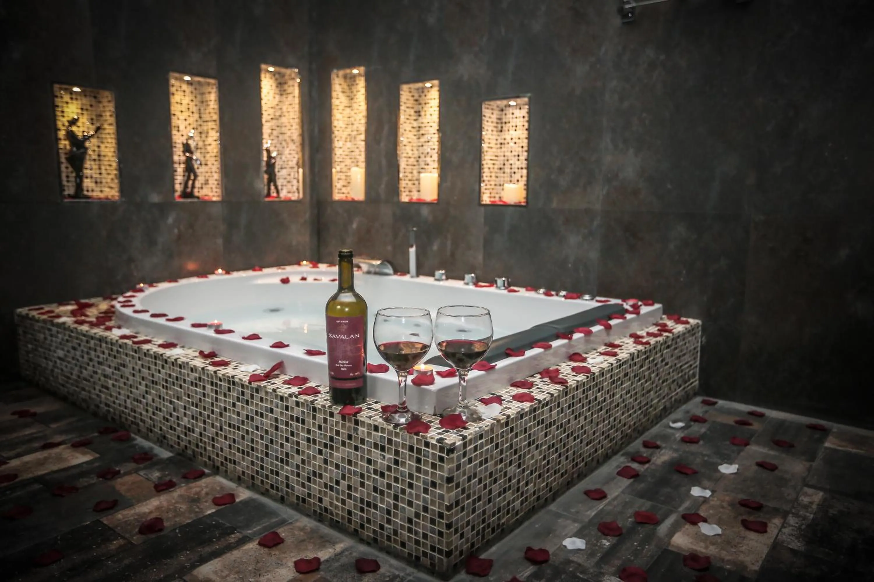 Bathroom in Armada Villa Hotel