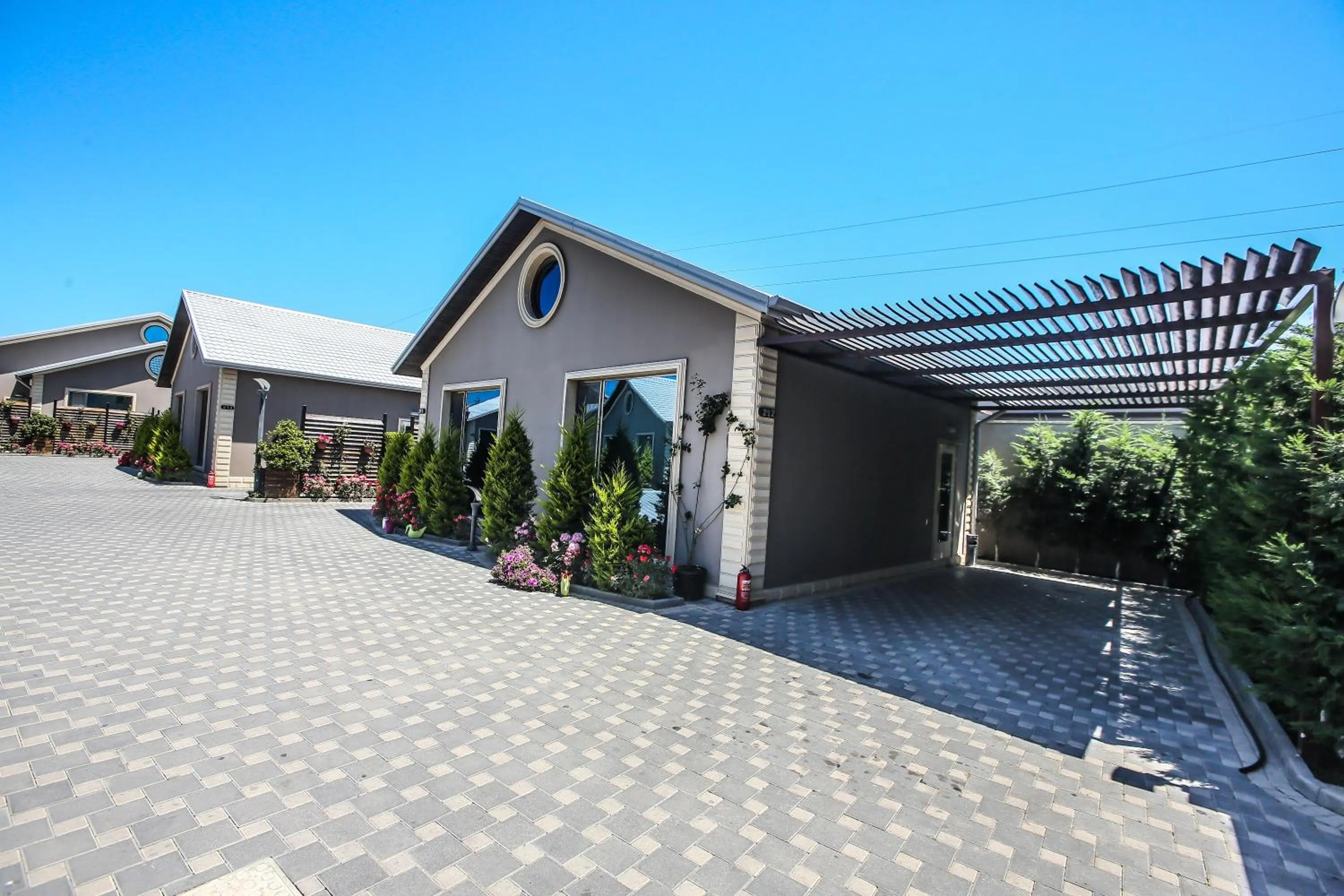 Facade/entrance in Armada Villa Hotel