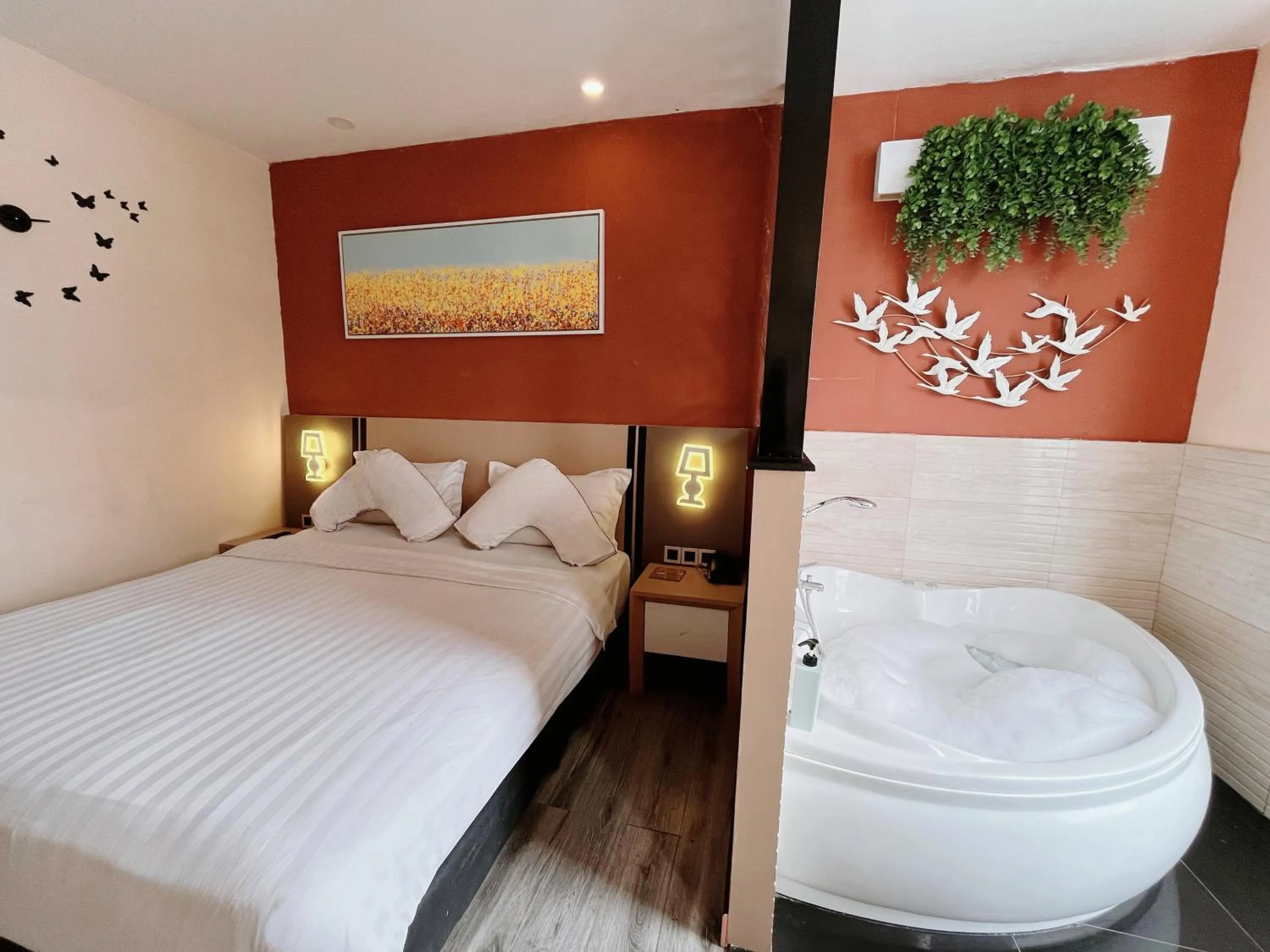 Bedroom, Bed in Verse Luxe Hotel Wahid Hasyim