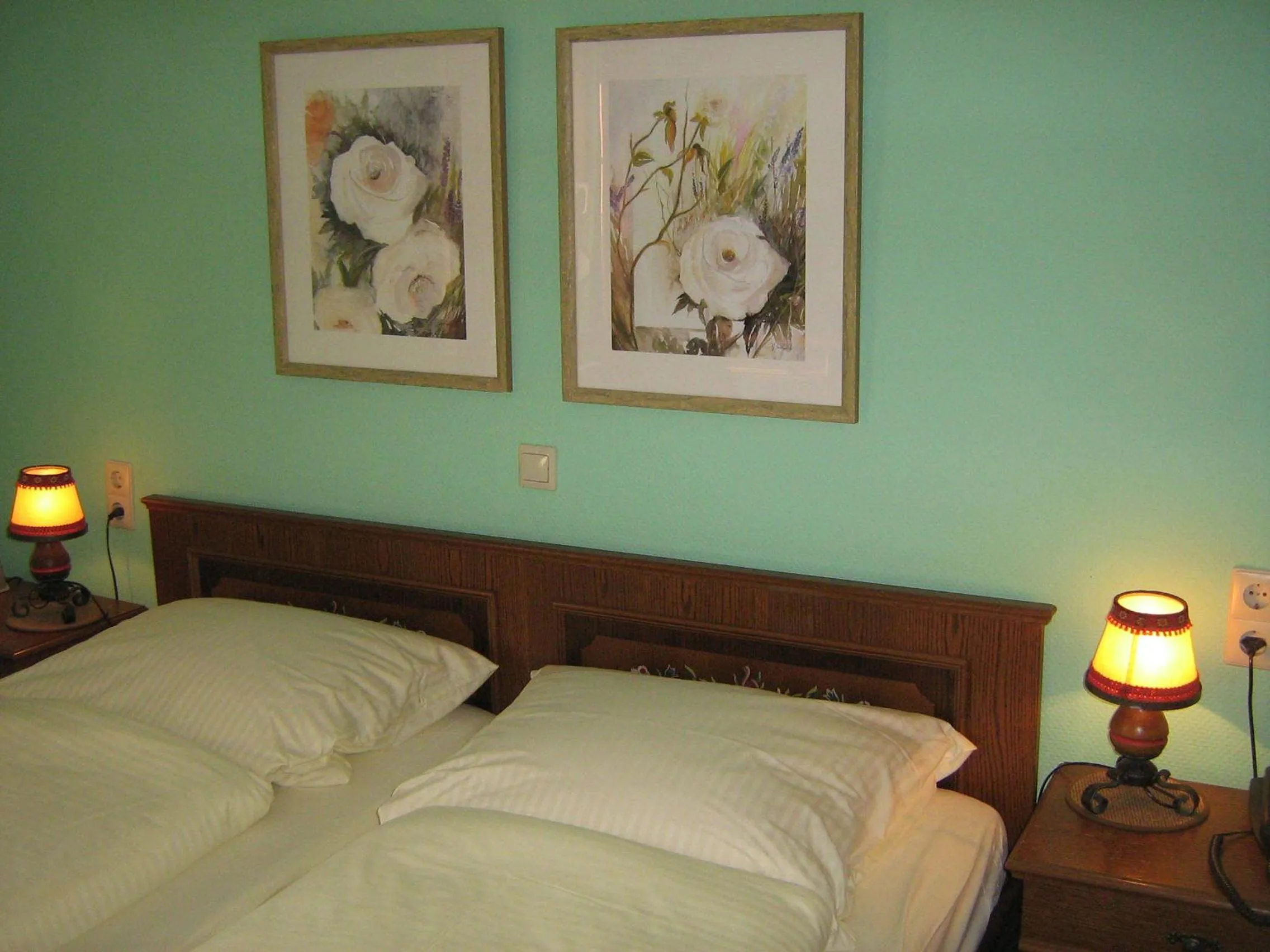 Bed in Gasthaus Laubacher Wald
