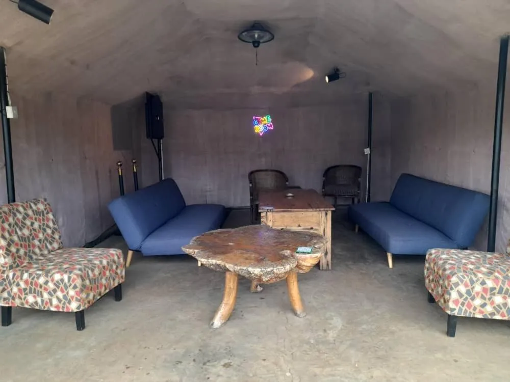 Boulevard Inn Mt Meru