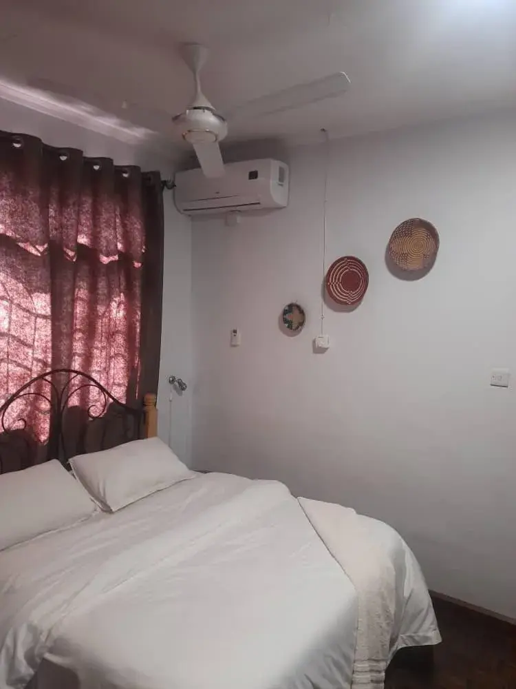 Deluxe Twin Room - single occupancy in Boulevard Inn Mt Meru Deluxe Twin Room - single occupancy in Boulevard Inn Mt Meru