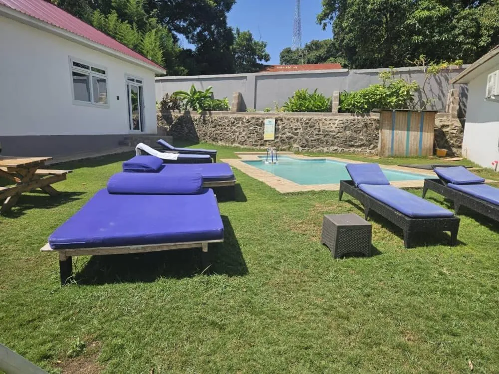 Boulevard Inn Mt Meru