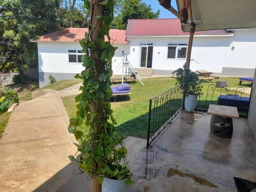 Boulevard Inn Mt Meru