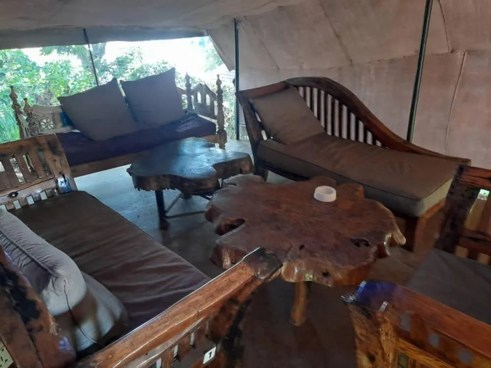 Boulevard Inn Mt Meru