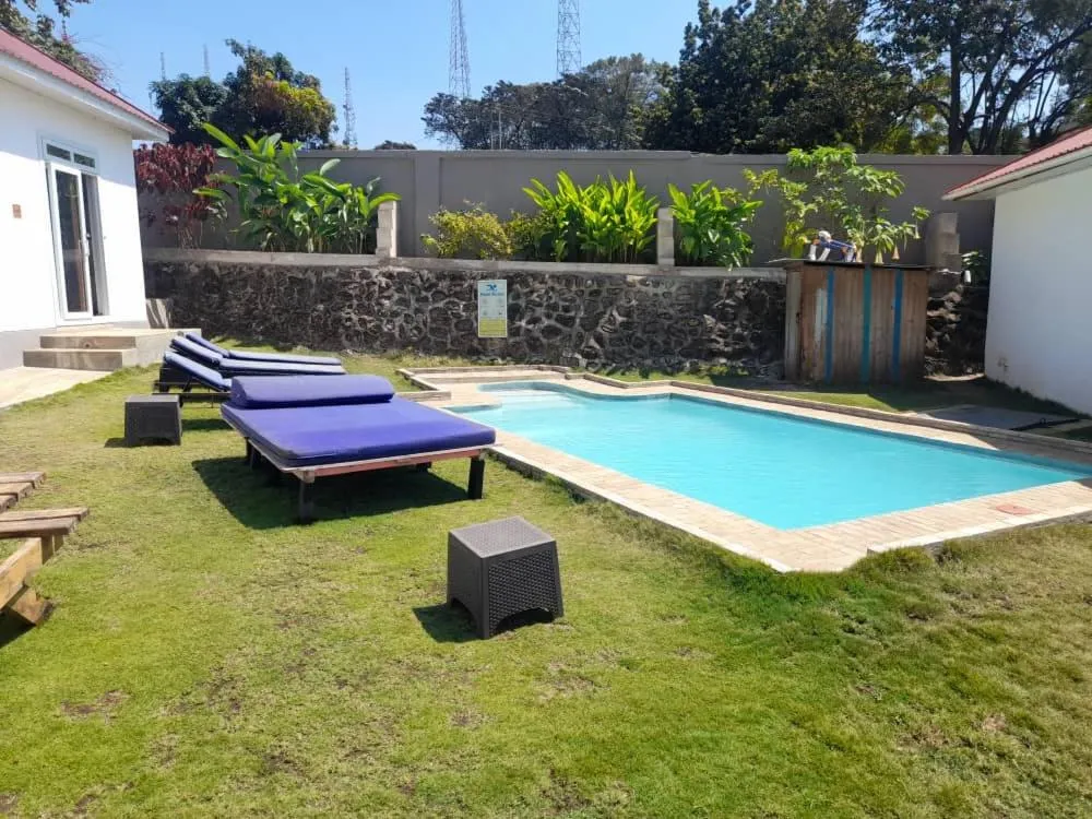 Boulevard Inn Mt Meru