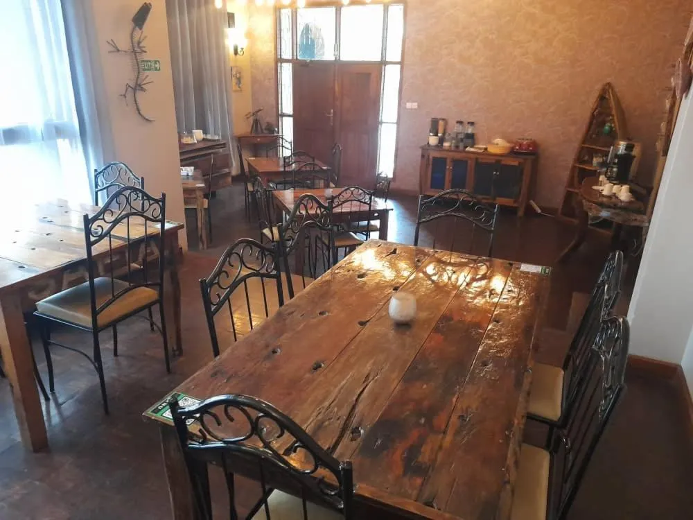 Boulevard Inn Mt Meru