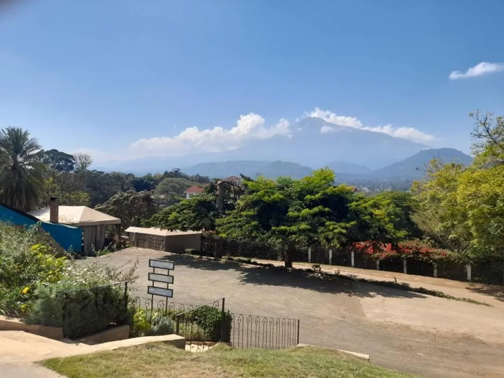 Boulevard Inn Mt Meru